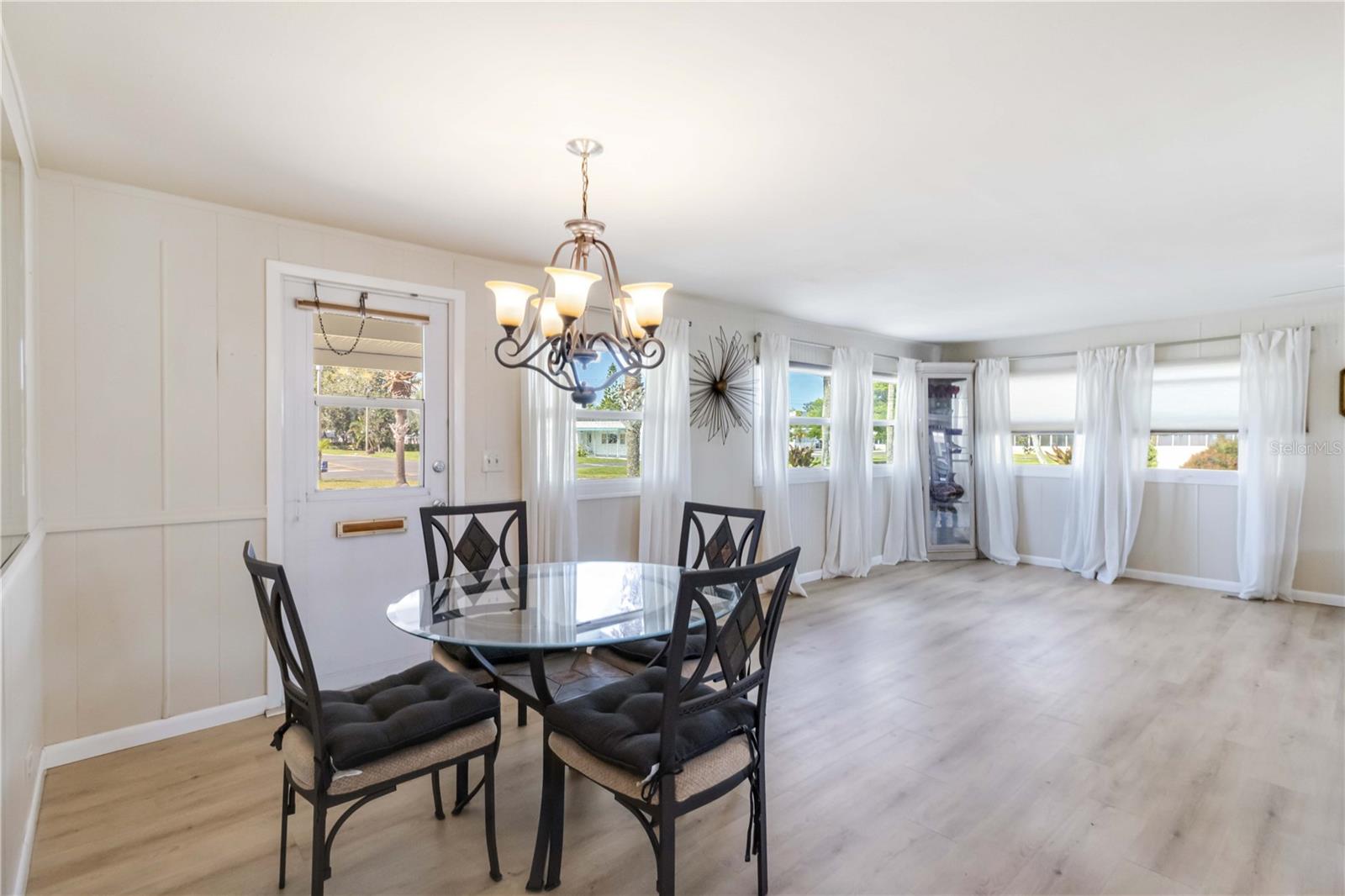 VENICE ISLE - Residential