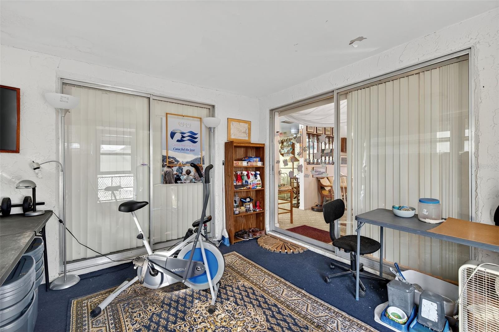 EMBASSY HILLS - Residential