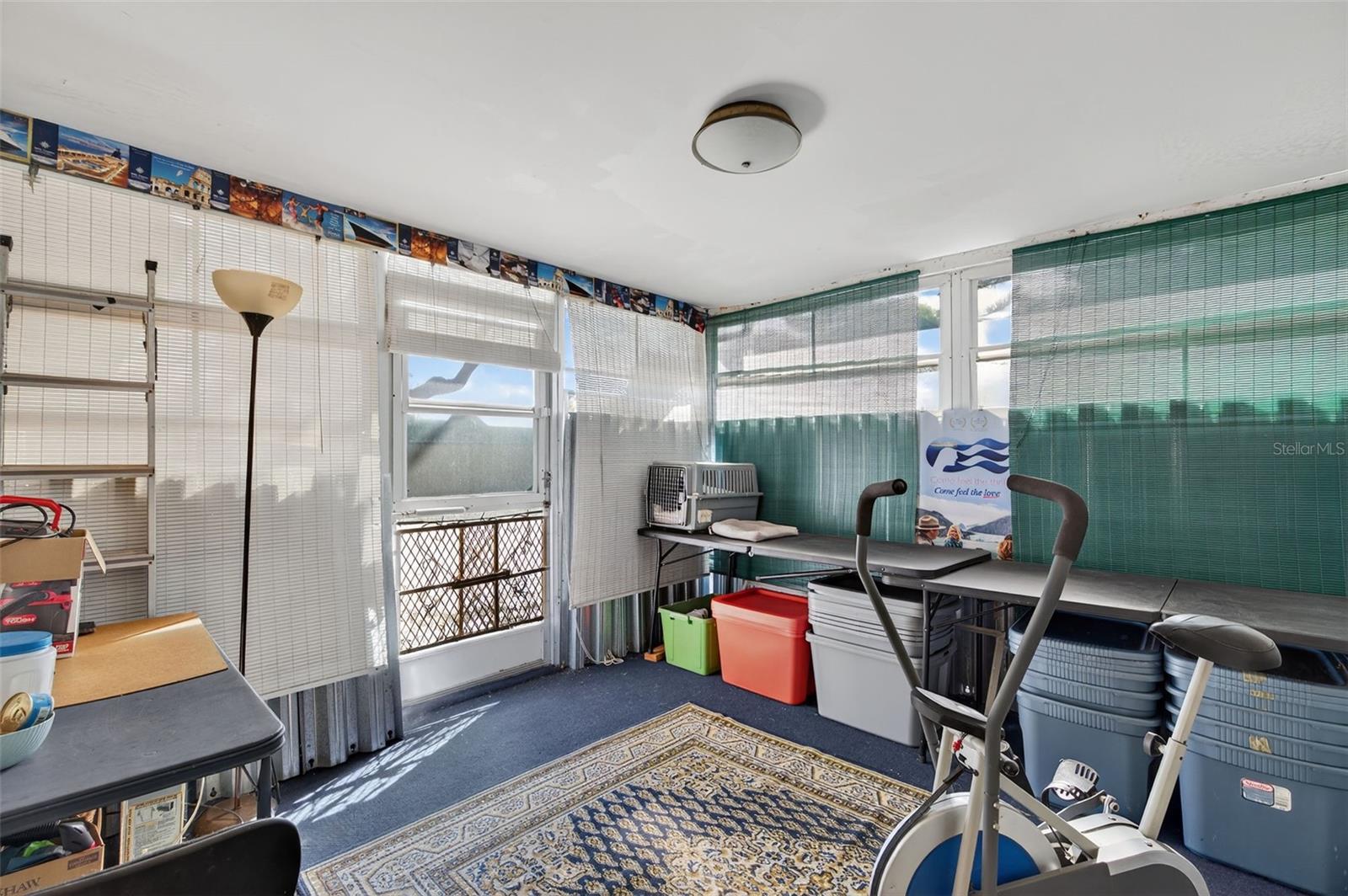 EMBASSY HILLS - Residential