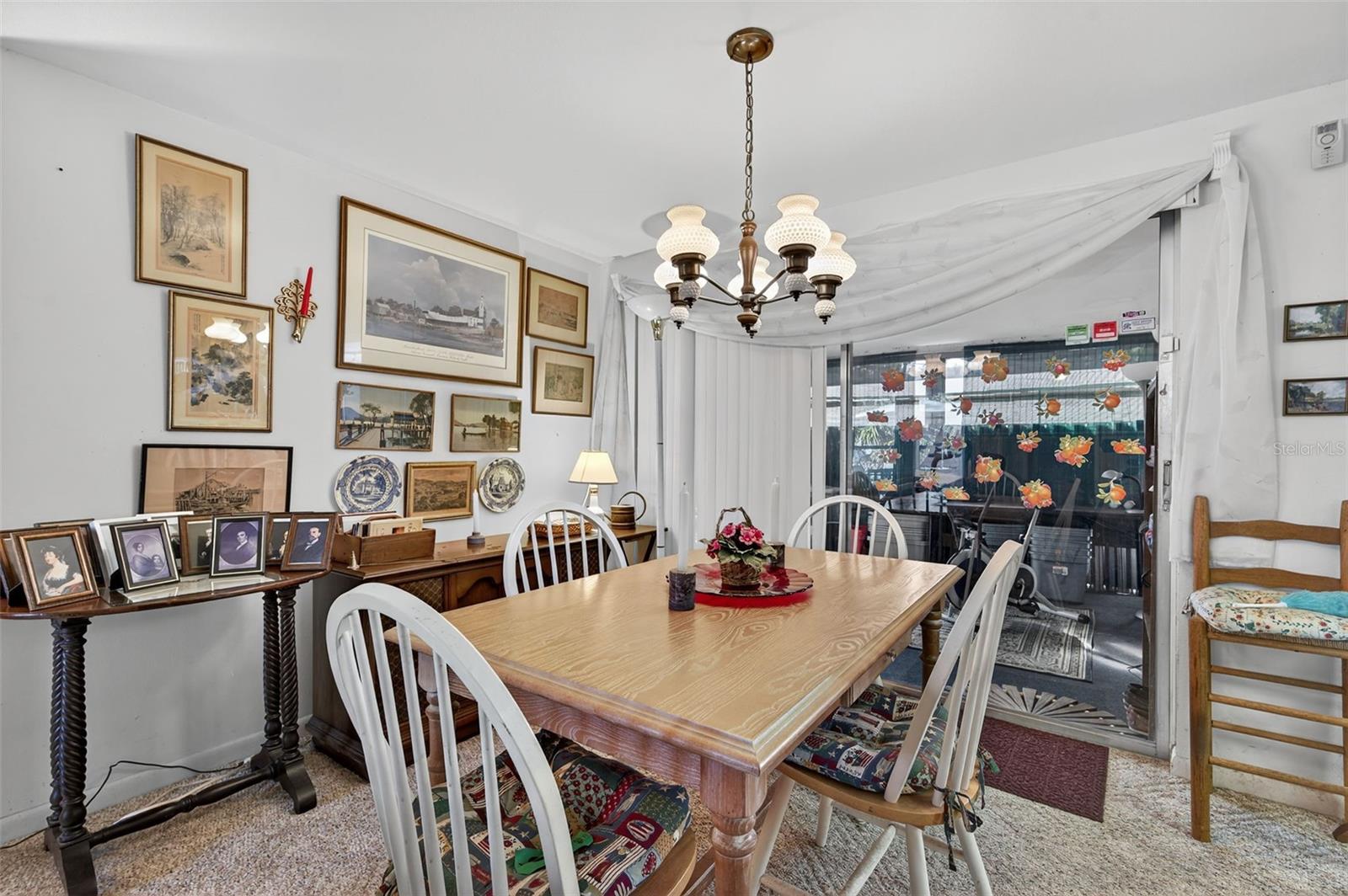 EMBASSY HILLS - Residential