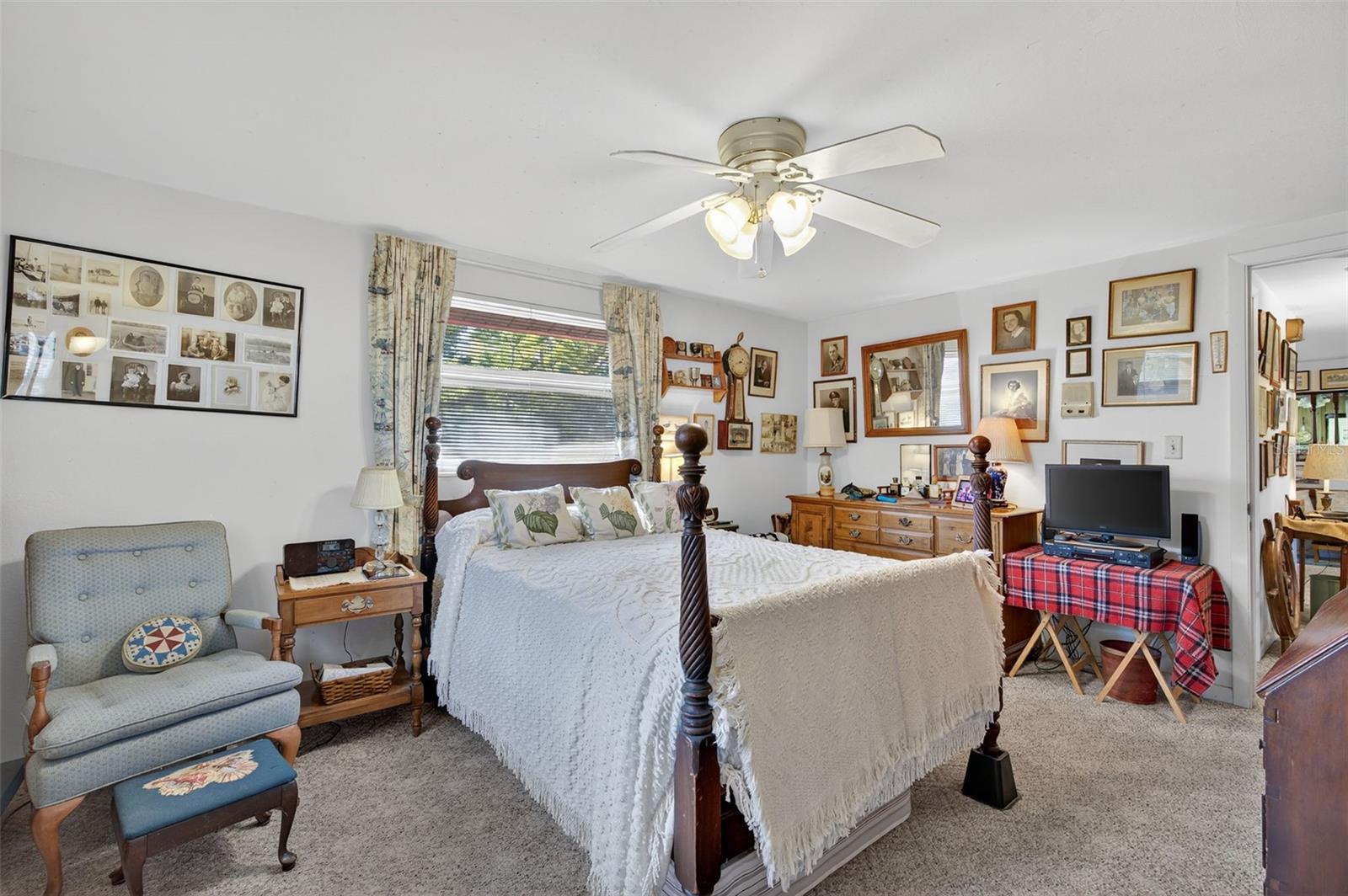 EMBASSY HILLS - Residential