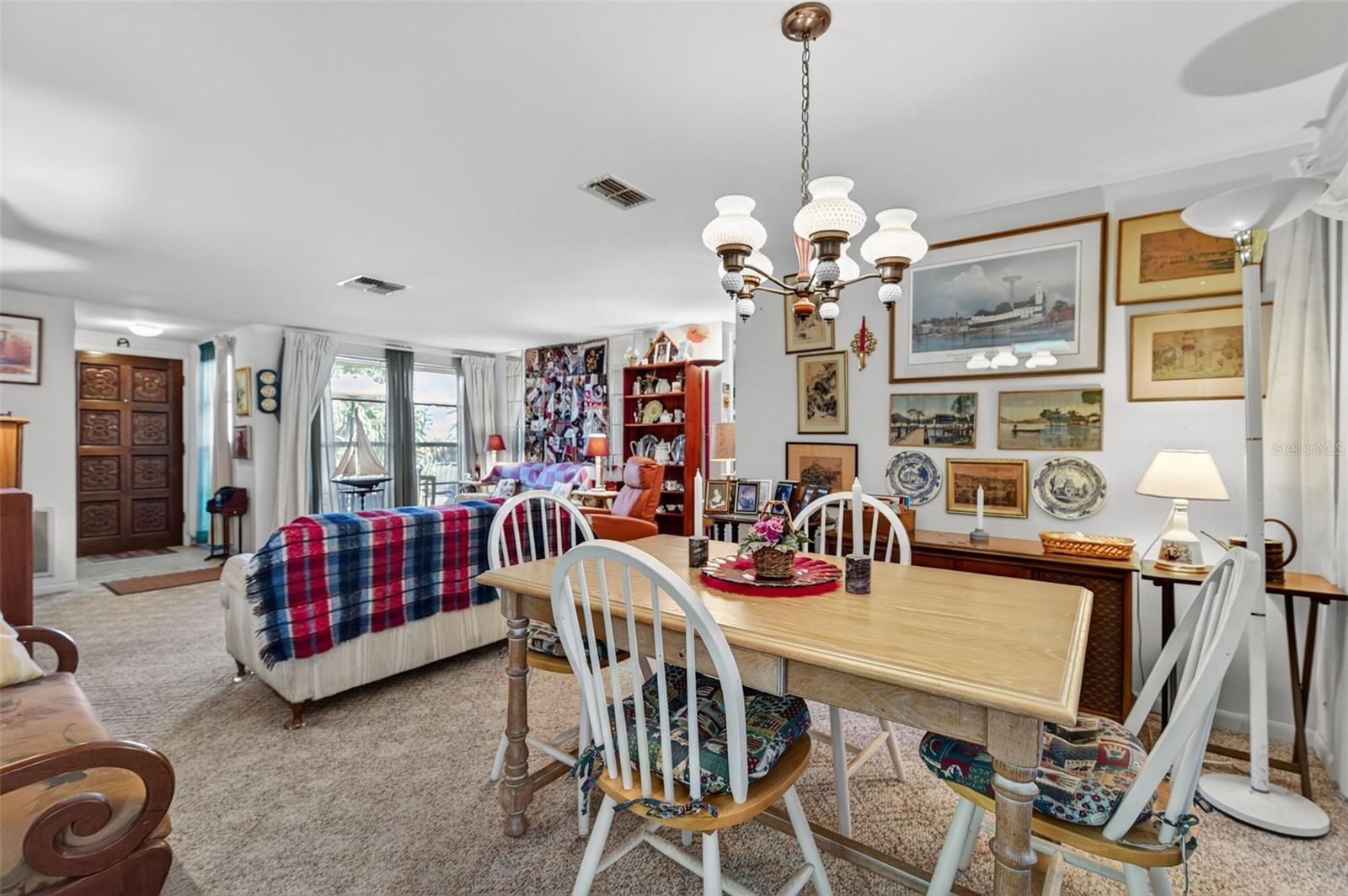 EMBASSY HILLS - Residential