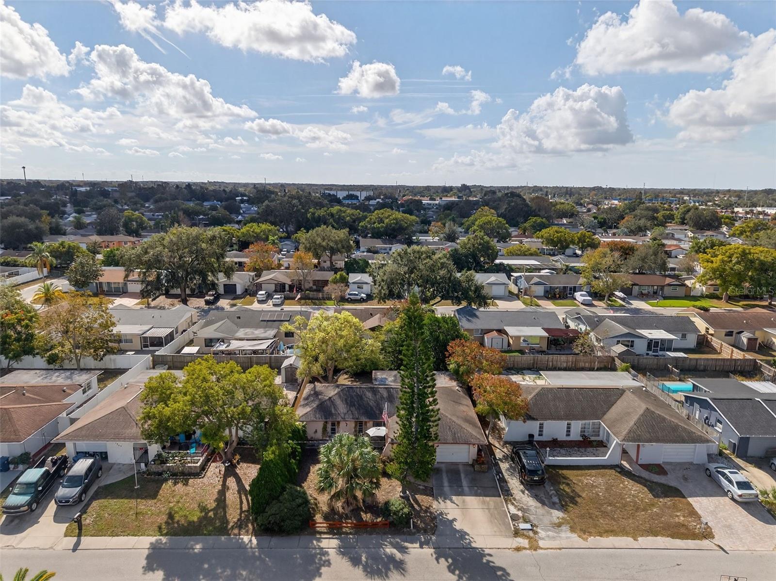 EMBASSY HILLS - Residential
