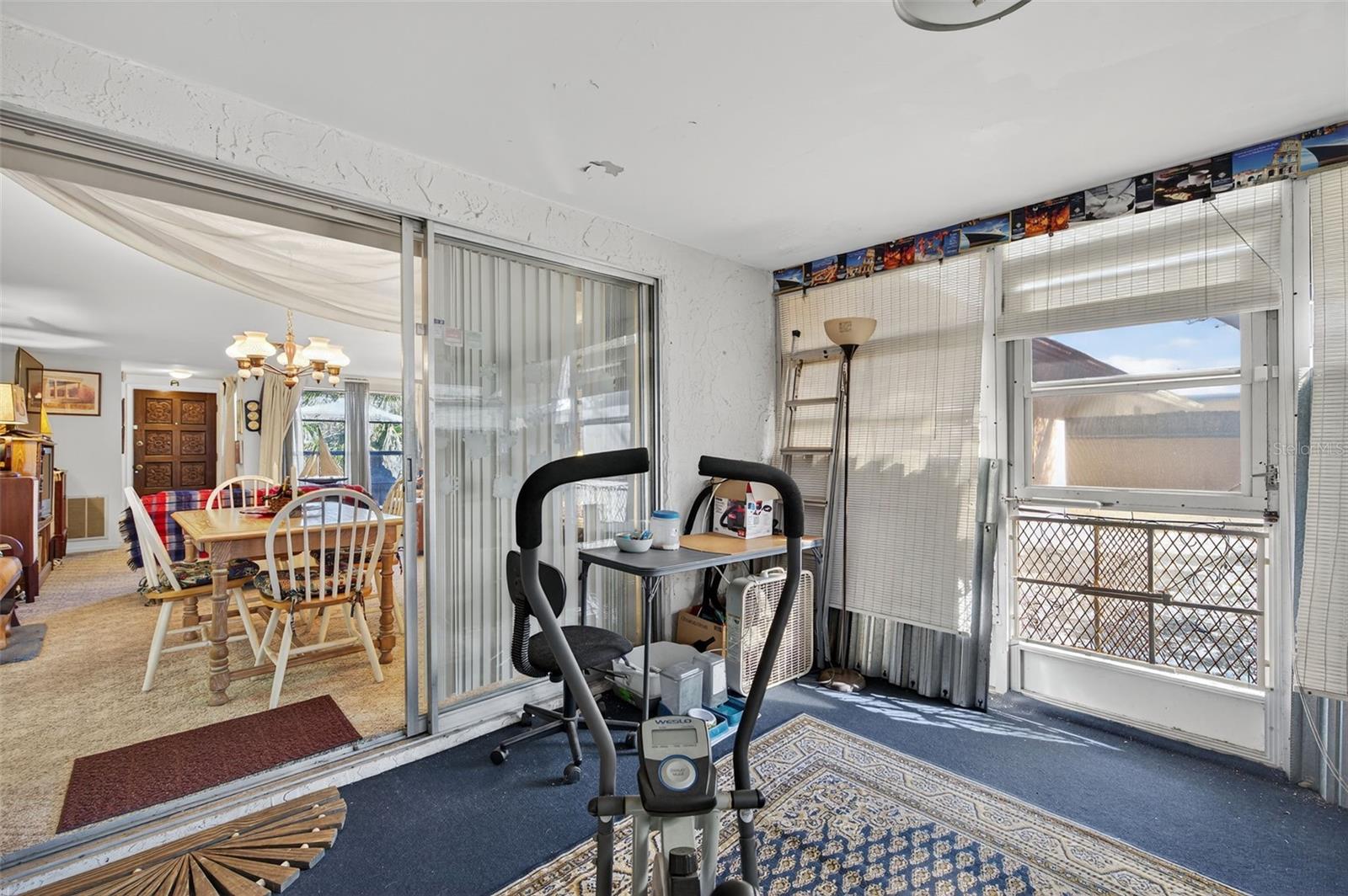 EMBASSY HILLS - Residential