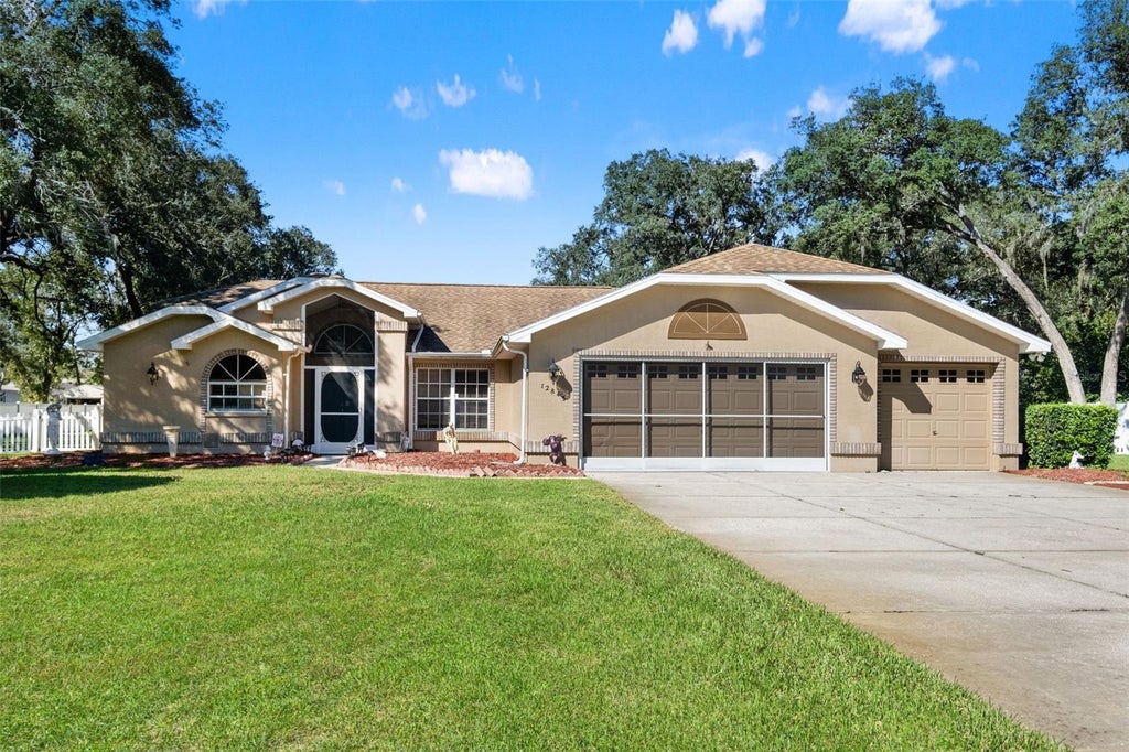 Photo of 12843 Oak Nut Street, Hudson, FL 34667 (MLS # W7889881)