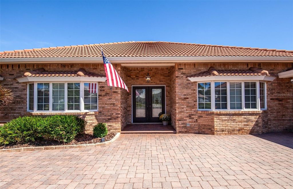 Photo of 810 Carnoustie Drive, Venice, FL 34293 (MLS # N6140717)