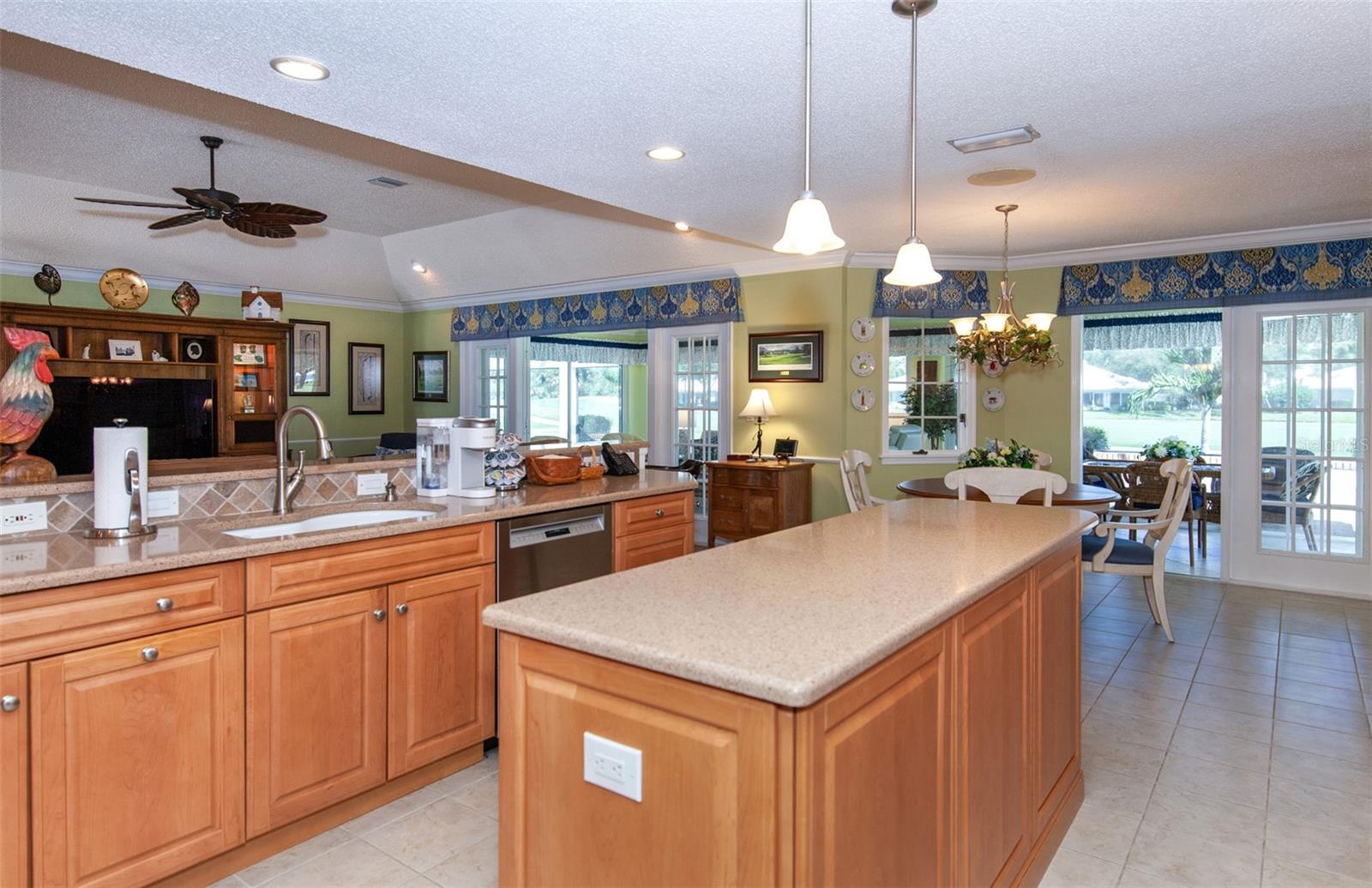 PLANTATION WOODS - Residential