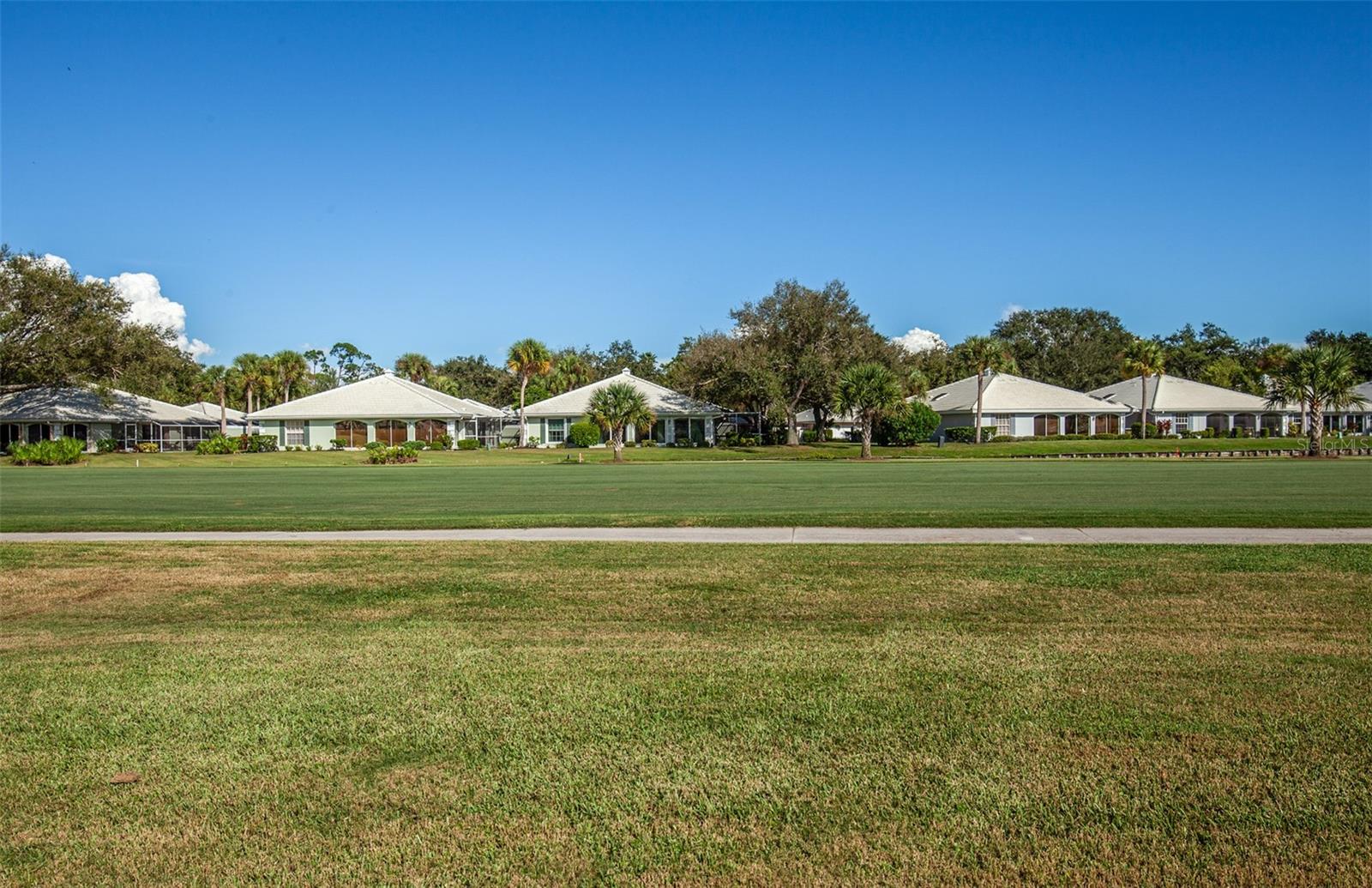 PLANTATION WOODS - Residential