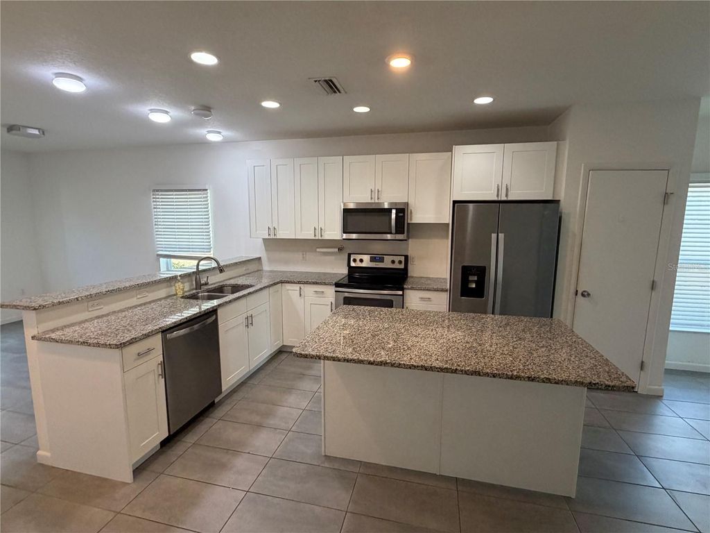 Photo of 1906 Livingstone Street, Sarasota, FL 34231 (MLS # A4675927)