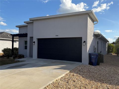 Photo of 1906 Livingstone Street, Sarasota, FL 34231 (MLS # A4675927)