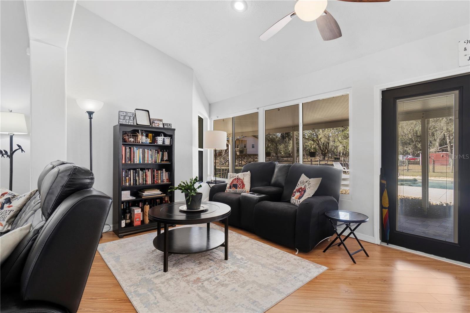 LAUREL FOREST FARMS UNREC - Residential