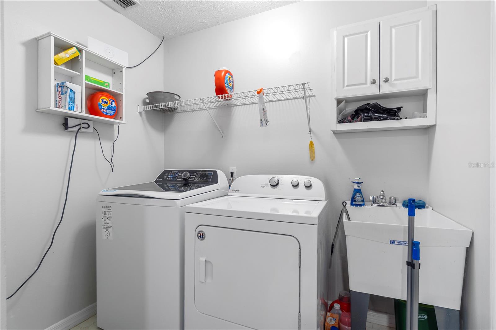 LAUREL FOREST FARMS UNREC - Residential