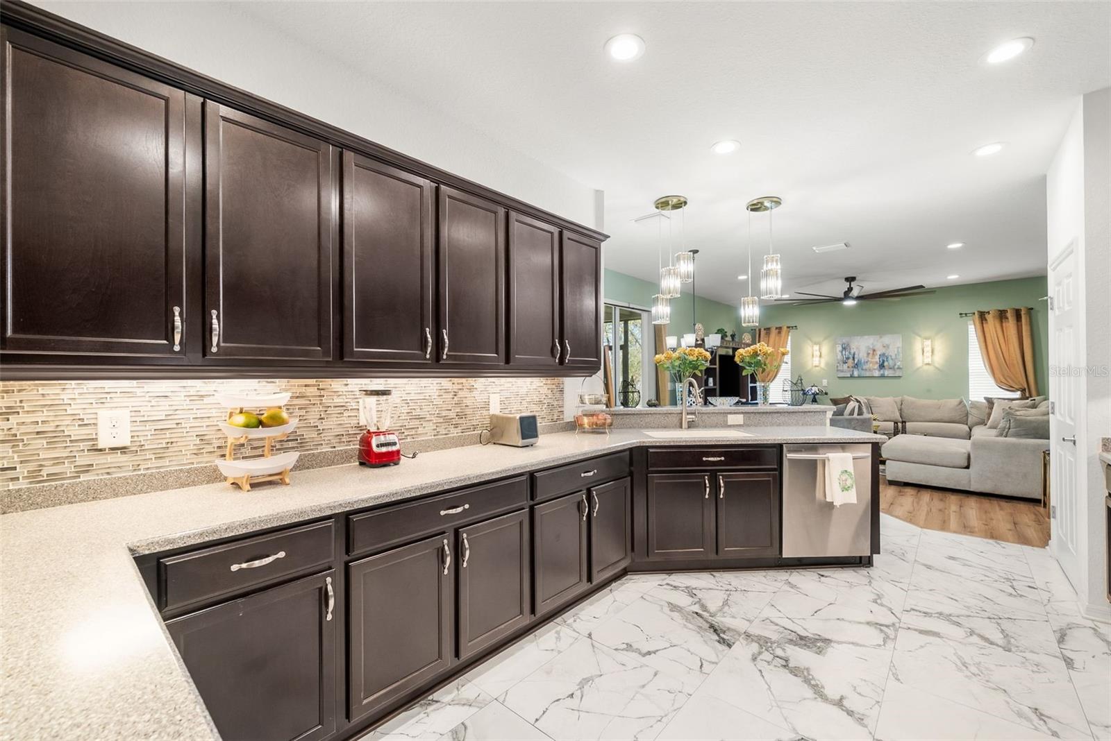 KINGSLAND COUNTRY ESTATE - Residential