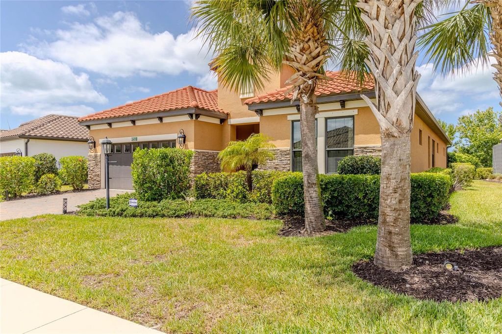Photo of 26858 Weiskopf Drive, Englewood, FL 34223 (MLS # A4693152)