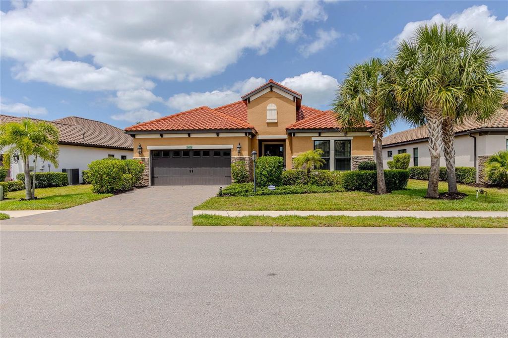 Photo of 26858 Weiskopf Drive, Englewood, FL 34223 (MLS # A4693152)