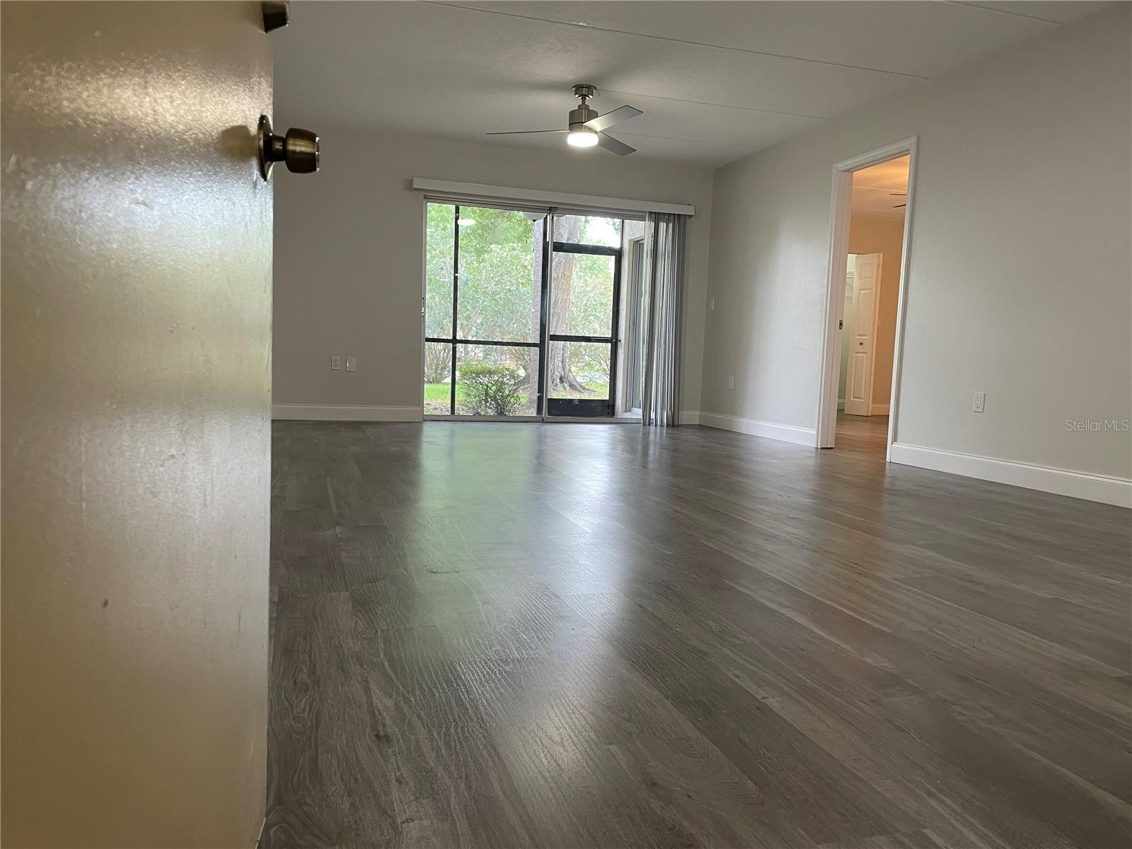 EAST LAKE WOODLANDS CYPRESS ESTATES - Residential Lease