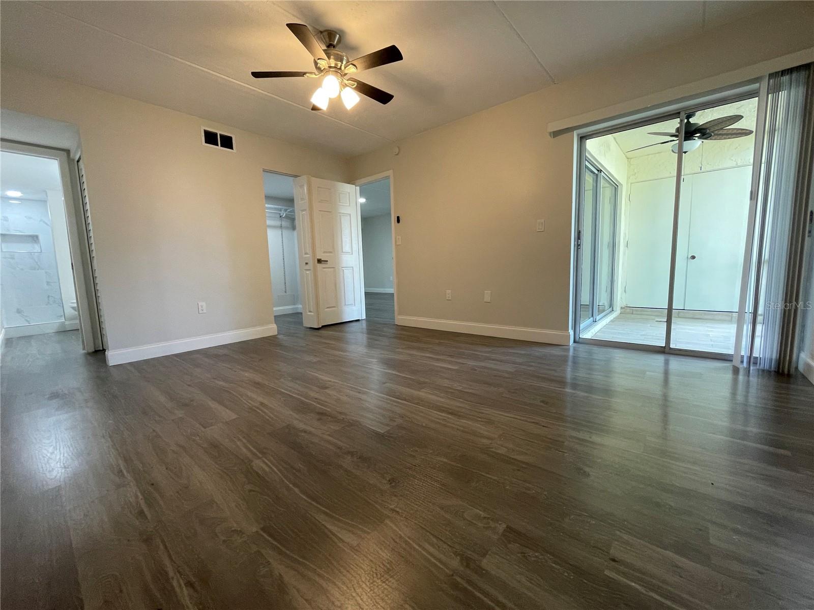 EAST LAKE WOODLANDS CYPRESS ESTATES - Residential Lease