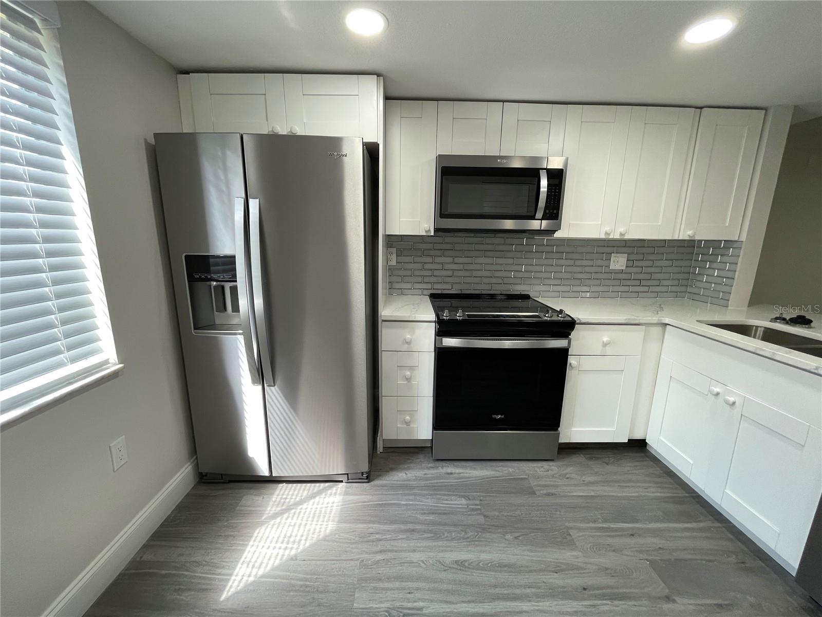 EAST LAKE WOODLANDS CYPRESS ESTATES - Residential Lease
