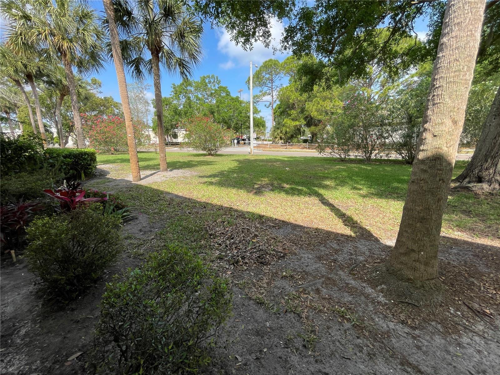 EAST LAKE WOODLANDS CYPRESS ESTATES - Residential Lease