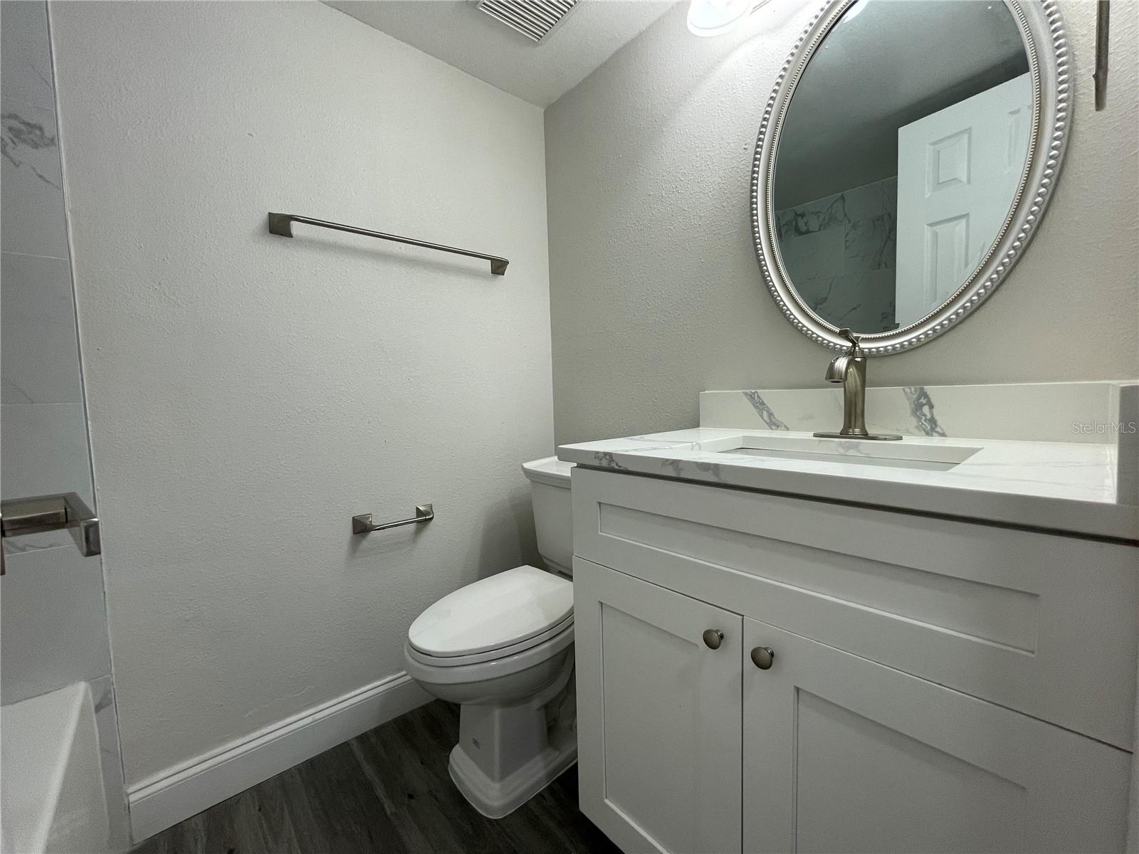 EAST LAKE WOODLANDS CYPRESS ESTATES - Residential Lease