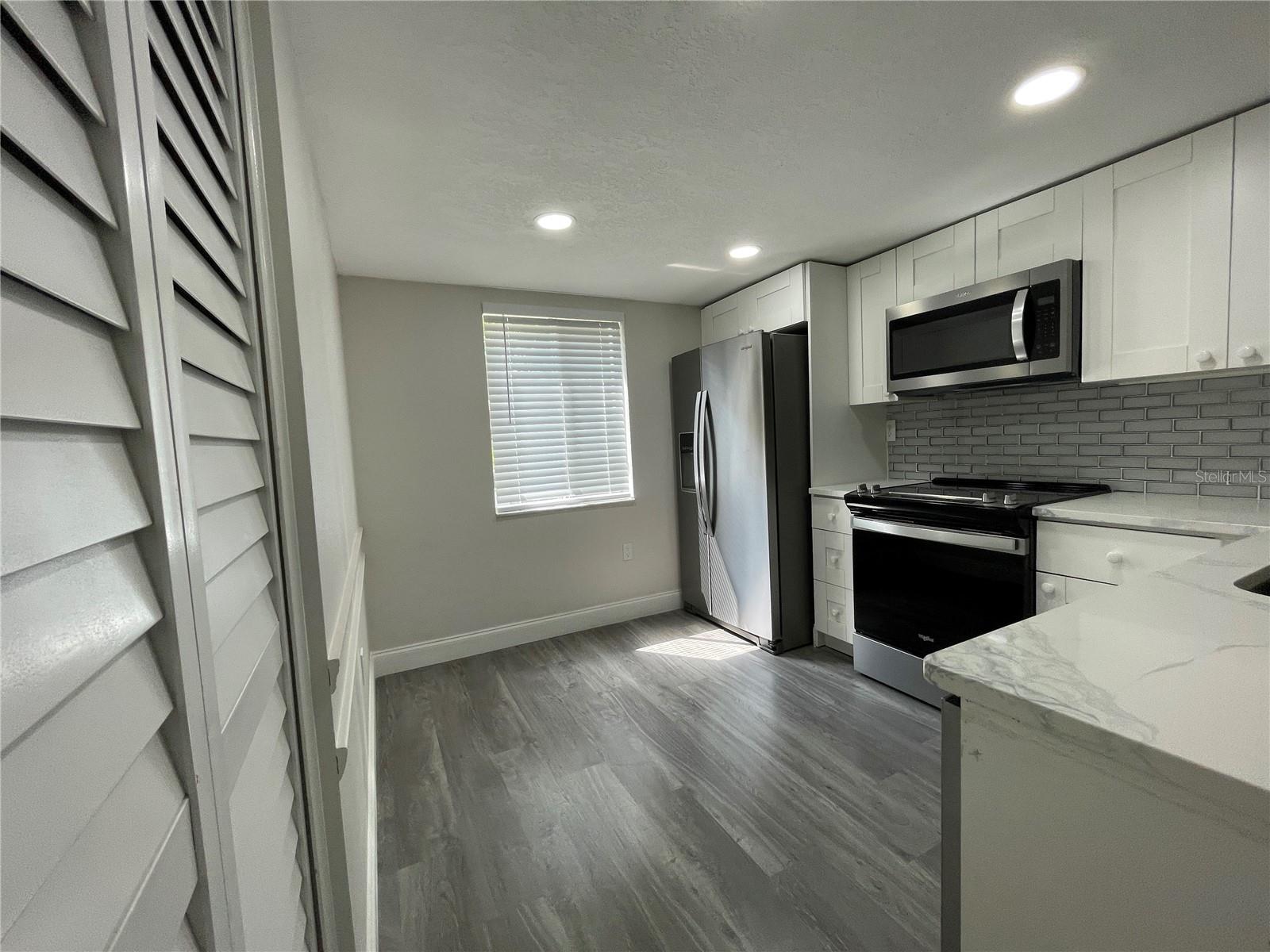 EAST LAKE WOODLANDS CYPRESS ESTATES - Residential Lease