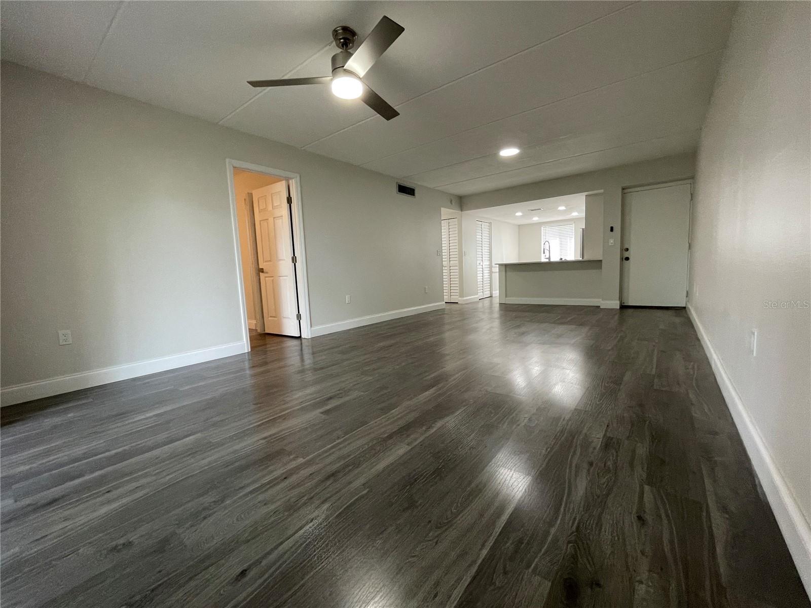 EAST LAKE WOODLANDS CYPRESS ESTATES - Residential Lease