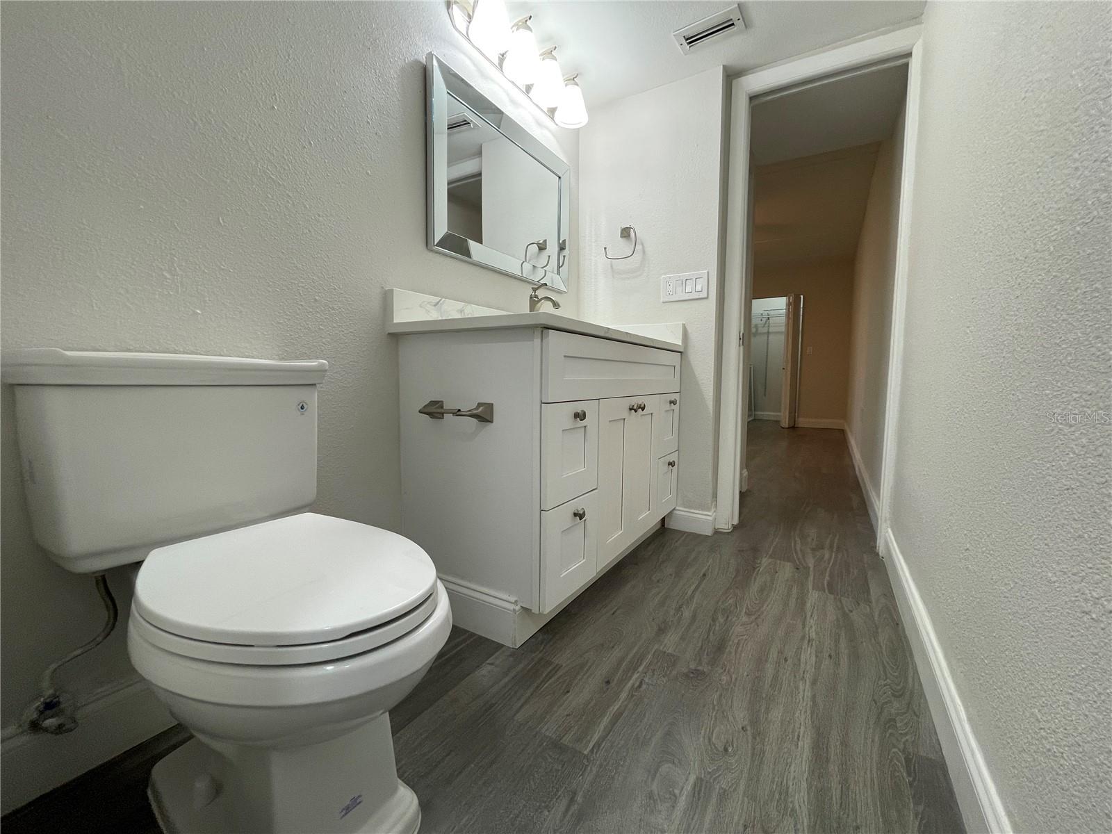 EAST LAKE WOODLANDS CYPRESS ESTATES - Residential Lease