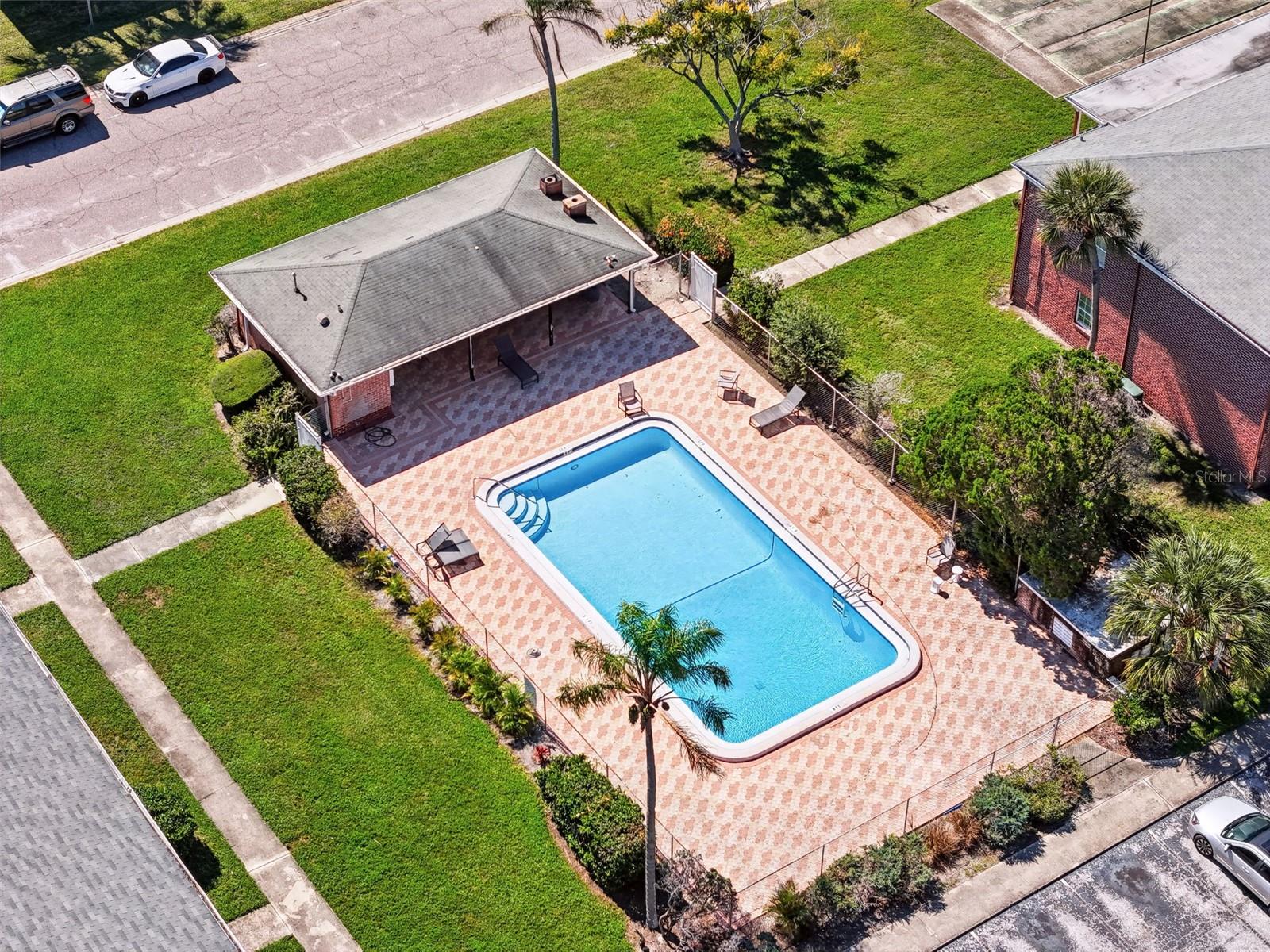1124 85TH TERRACE N D