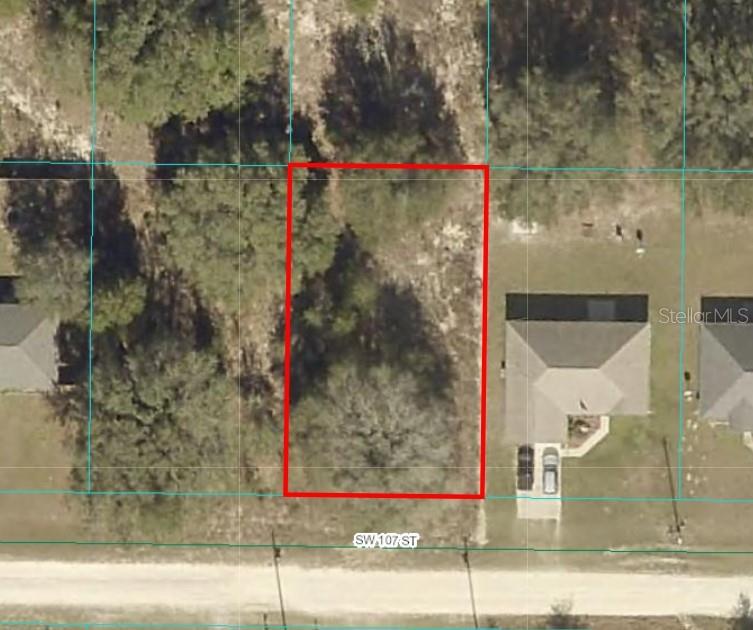 Rolling Ranch Estates is situated half way in between Dunnellon and Marion Oaks. This is a quiet location
away from the City but head 5 to 7 miles in either direction and you will find all the amenities for Shopping,
Dining , Groceries and the like. This is a great place to build a new home or to hold on to for investment. Come
have a look.