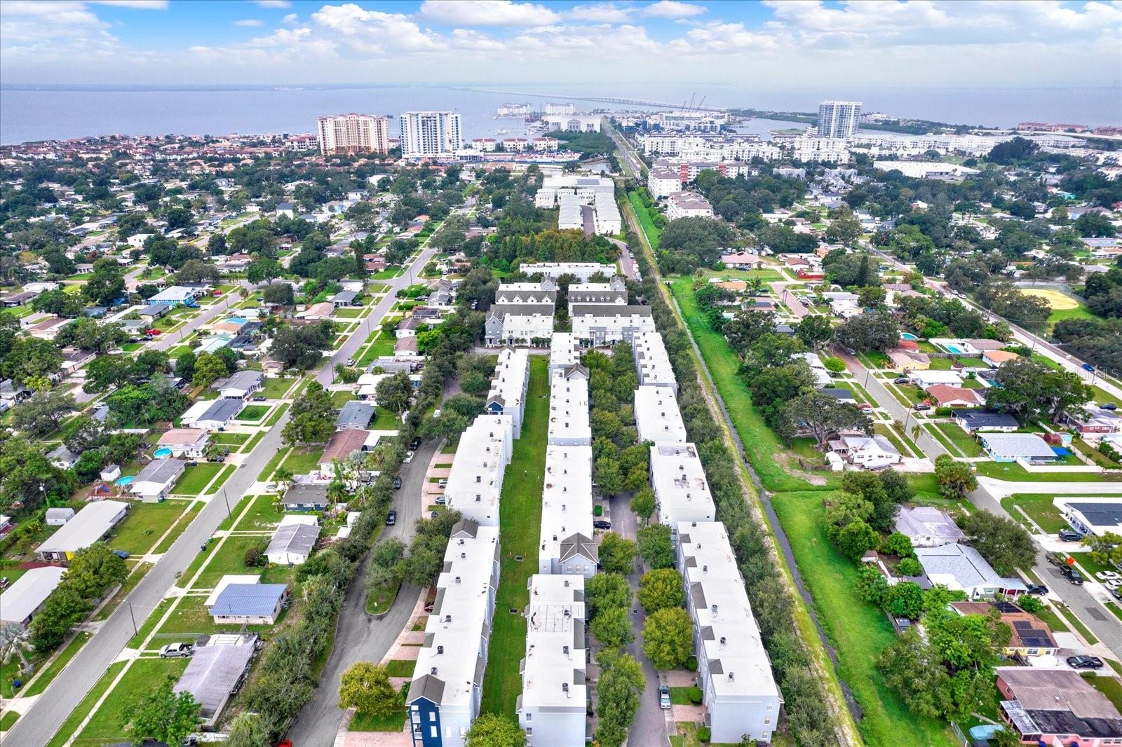 SUBDIVISION LEGACY PARK TOWNHOMES - Residential Lease