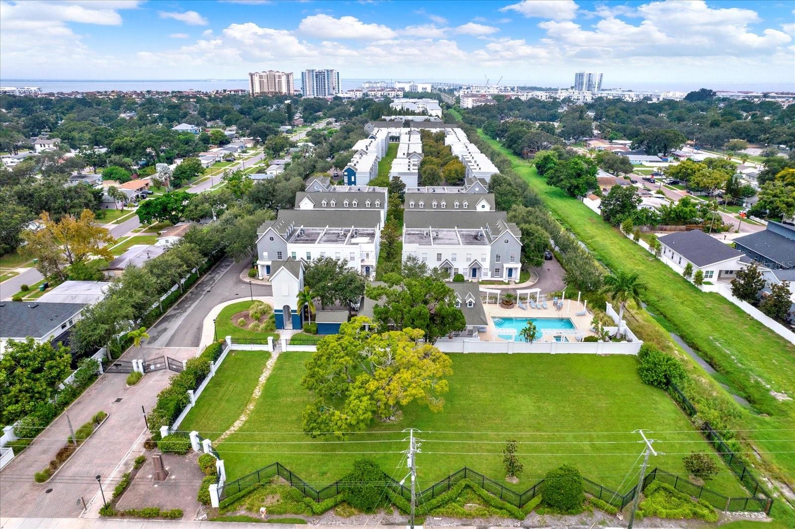 SUBDIVISION LEGACY PARK TOWNHOMES - Residential Lease