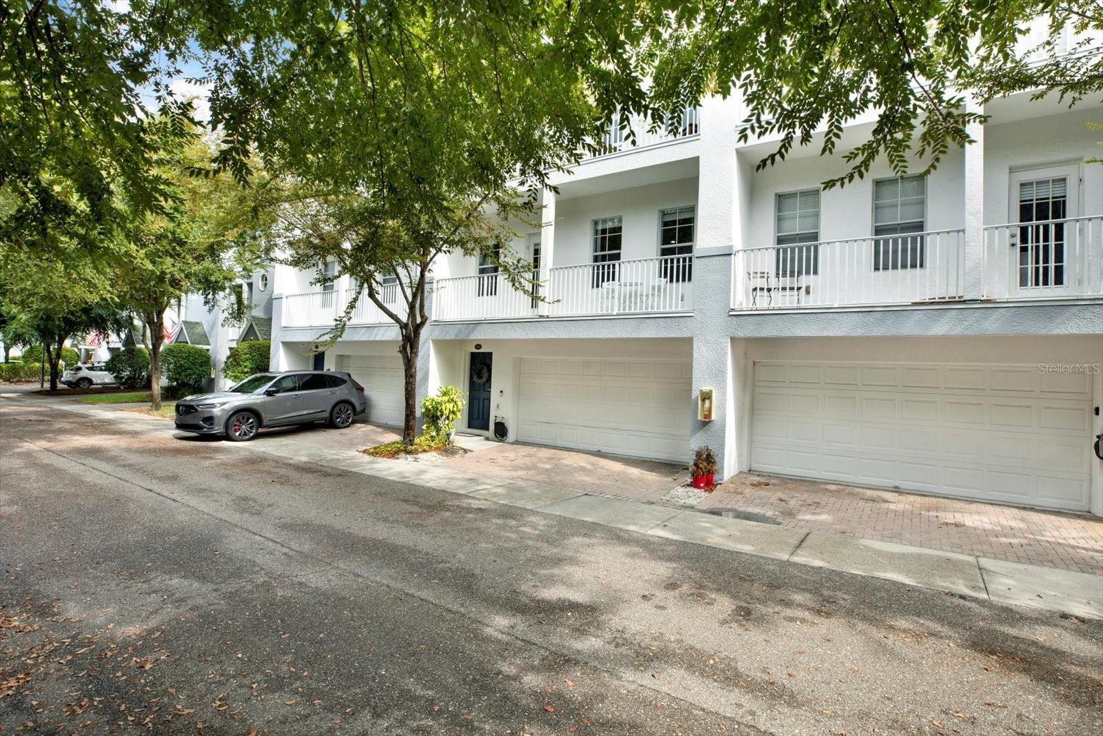 SUBDIVISION LEGACY PARK TOWNHOMES - Residential Lease