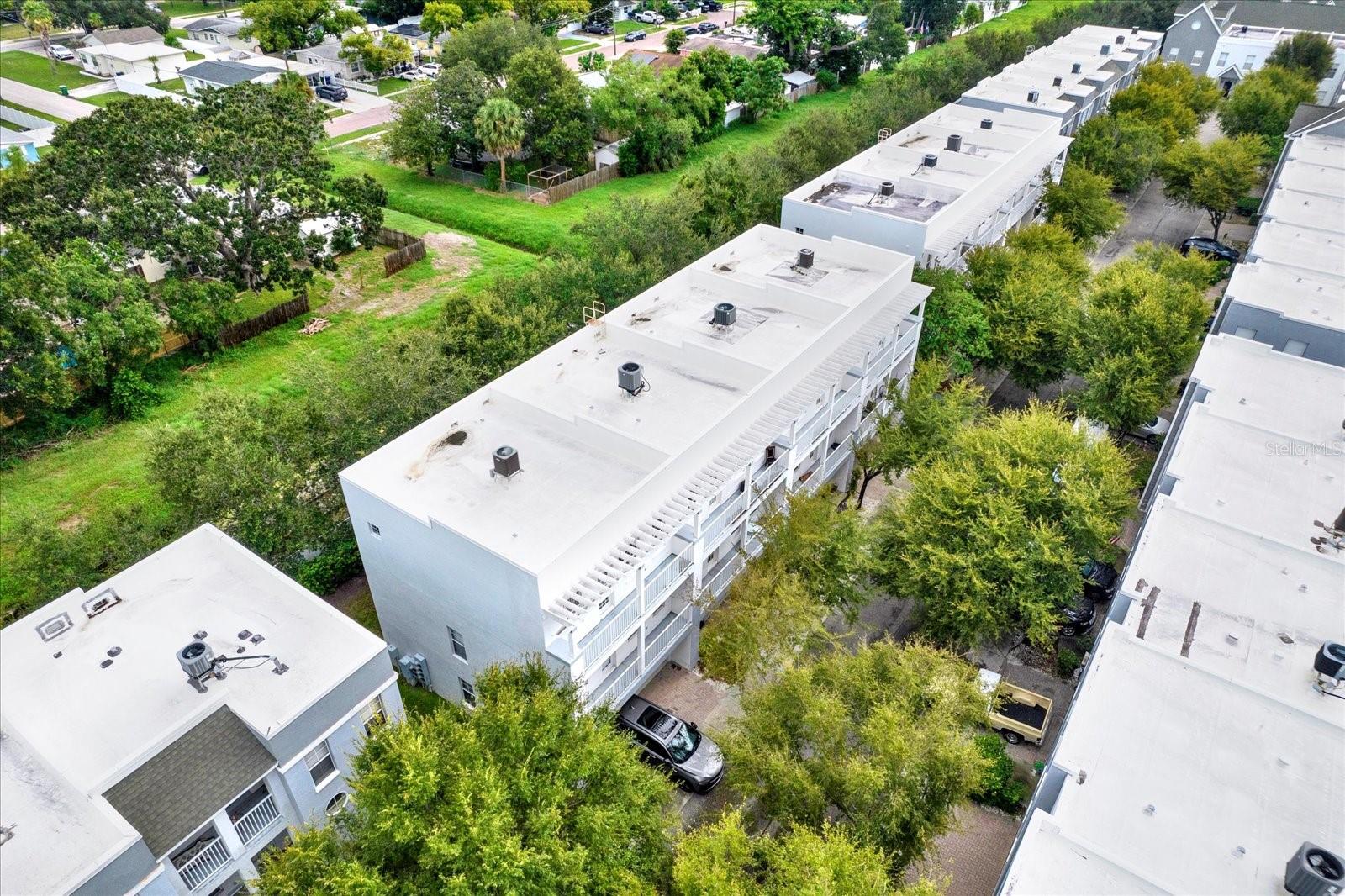 SUBDIVISION LEGACY PARK TOWNHOMES - Residential Lease