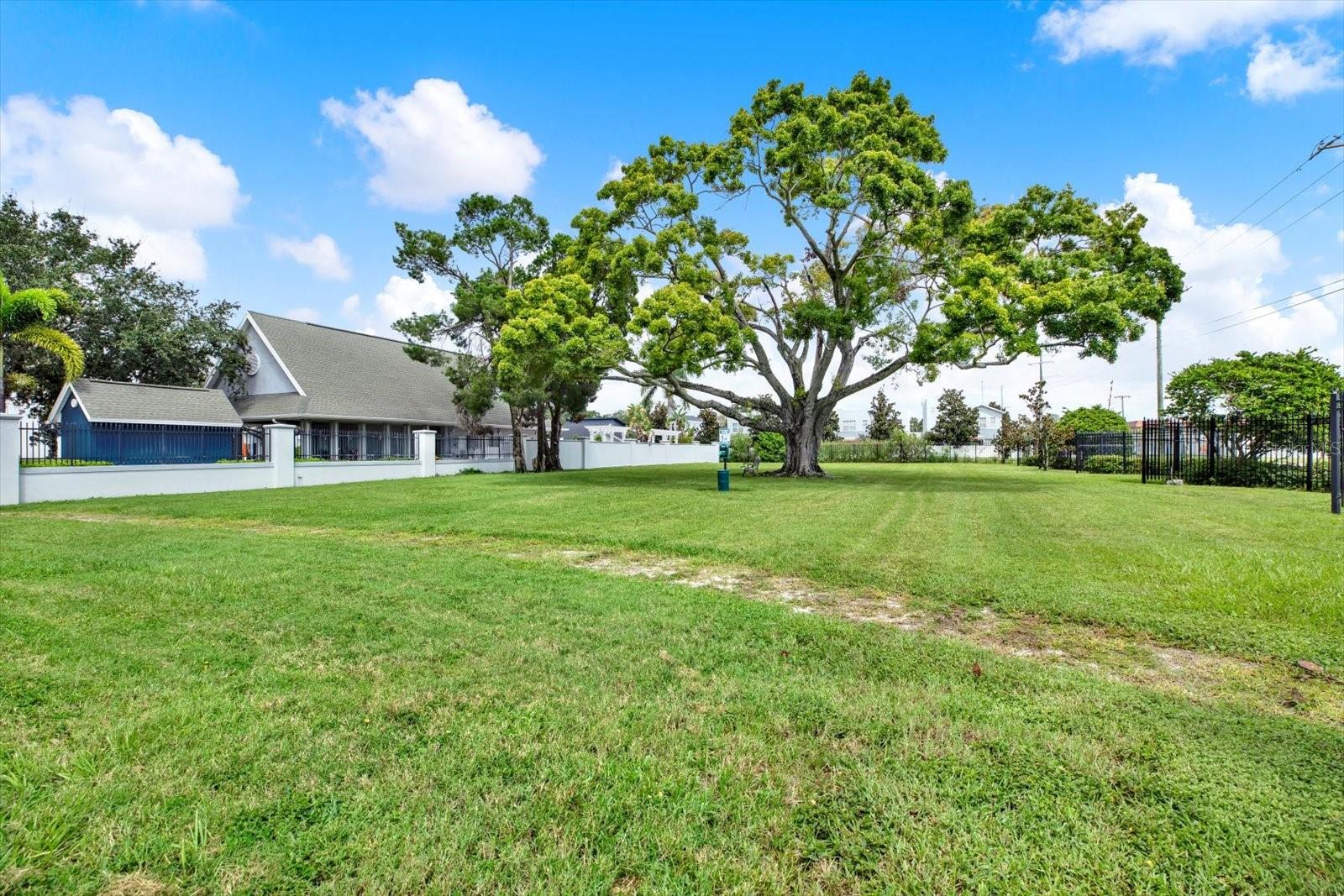 SUBDIVISION LEGACY PARK TOWNHOMES - Residential Lease