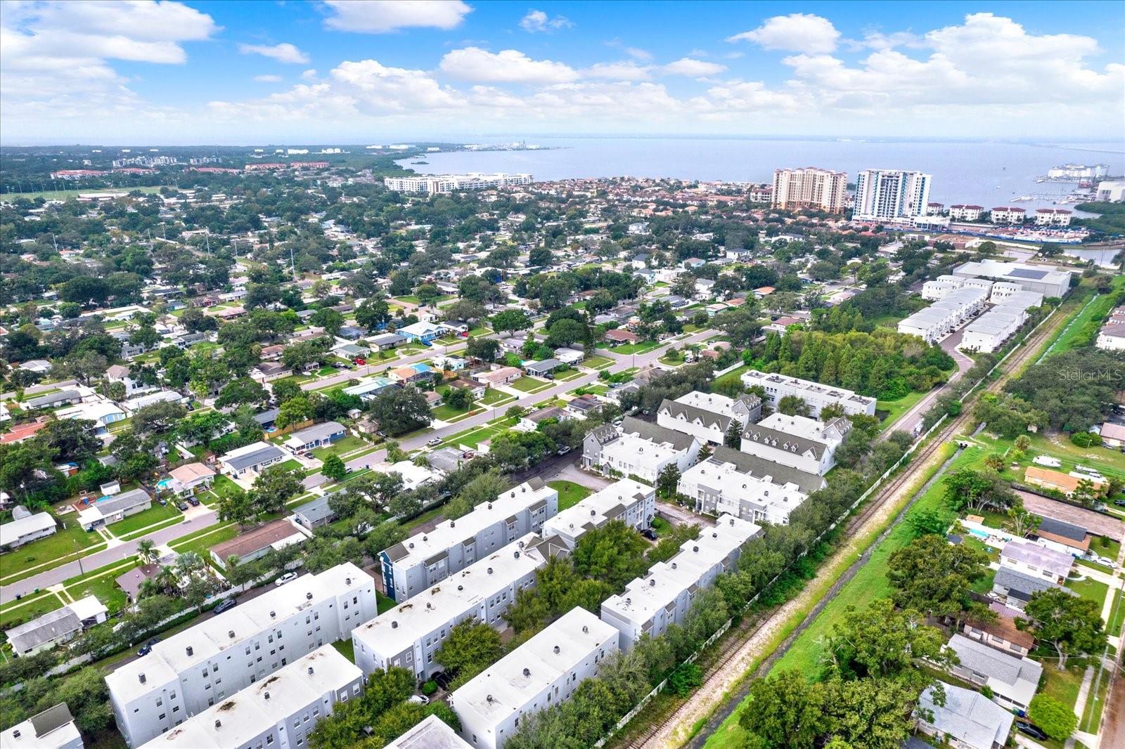 SUBDIVISION LEGACY PARK TOWNHOMES - Residential Lease