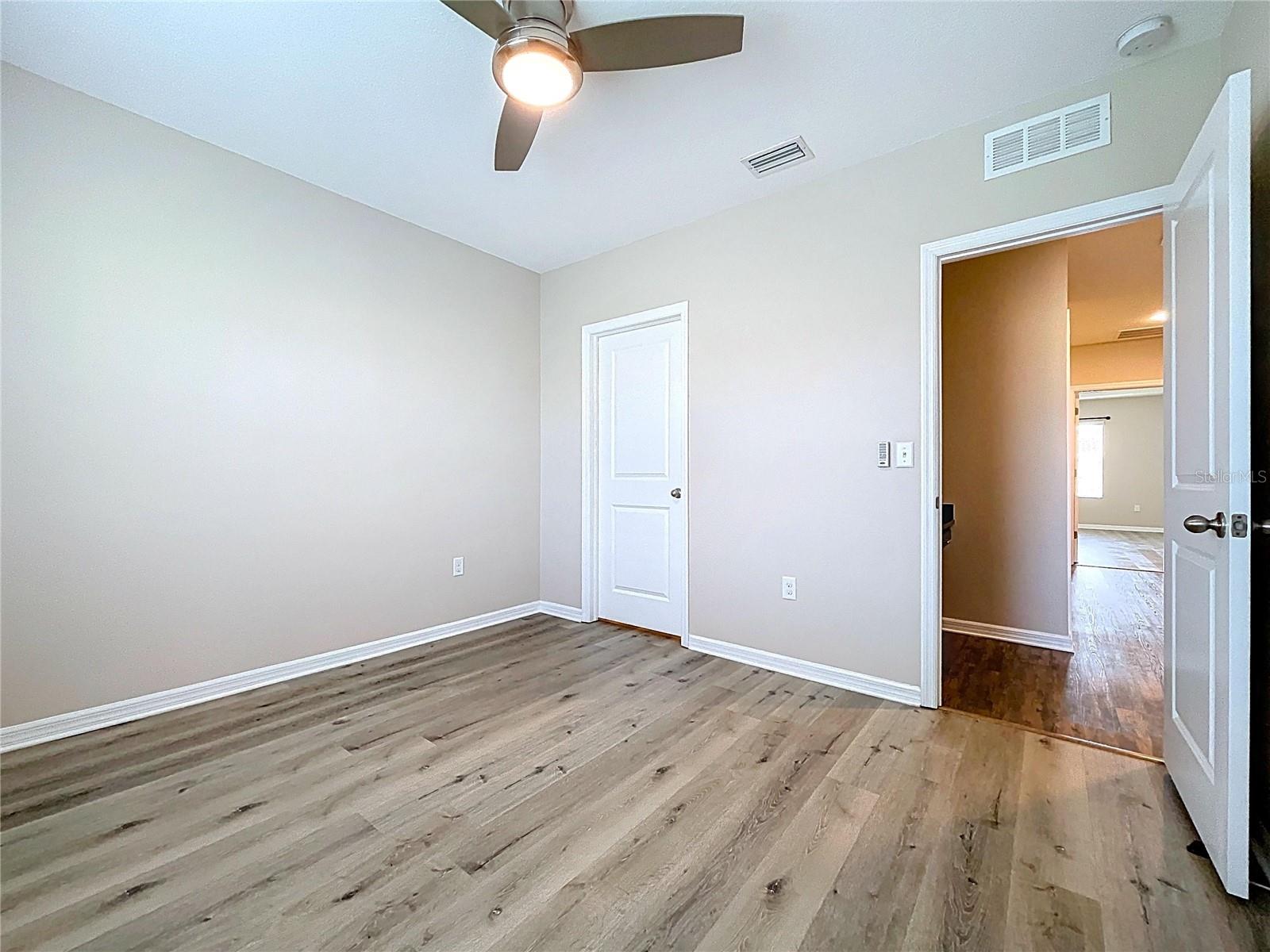 COLONNADE - Residential