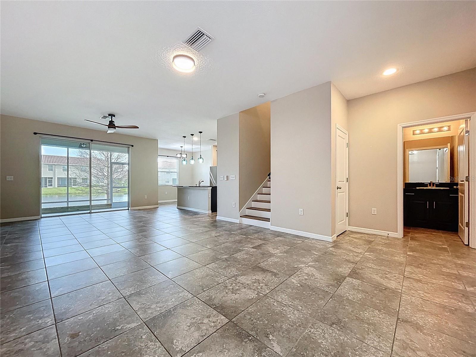 COLONNADE - Residential