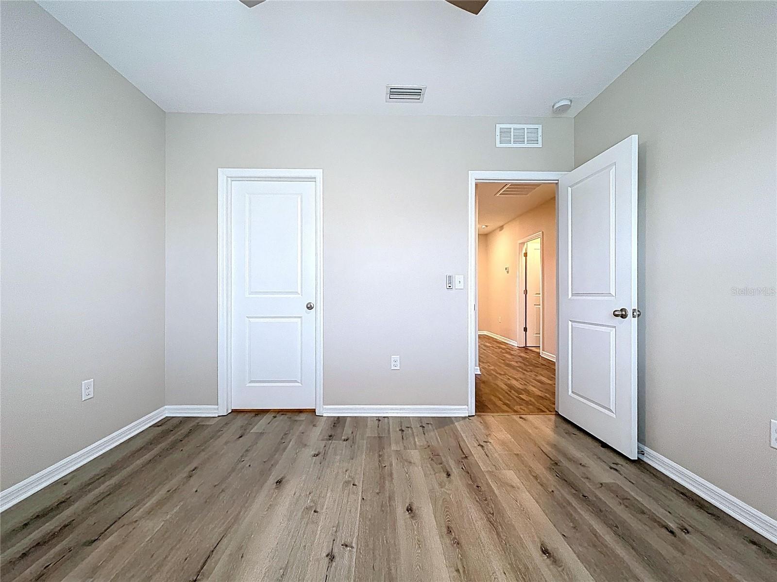 COLONNADE - Residential