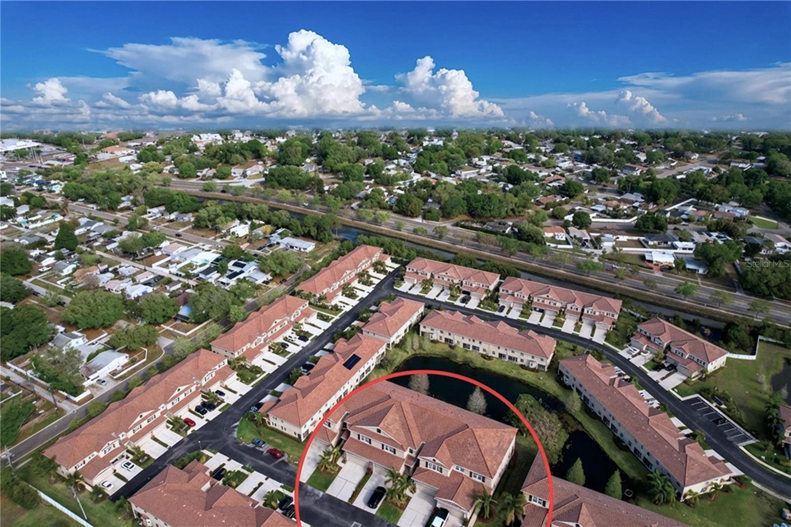 COLONNADE - Residential