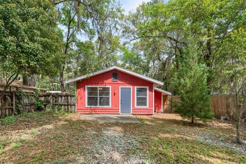 Photo of 615 NW 24th Avenue, Gainesville, FL 32609 (MLS # GC538818)