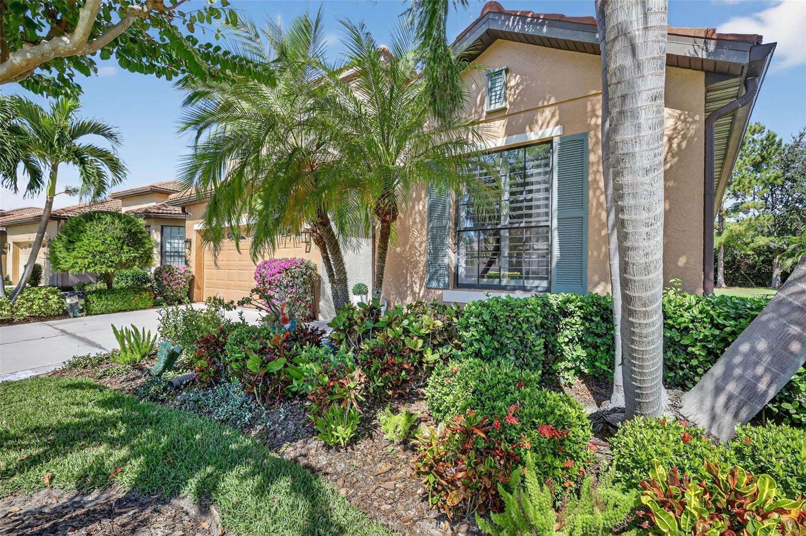 145 SILVER FALLS DRIVE