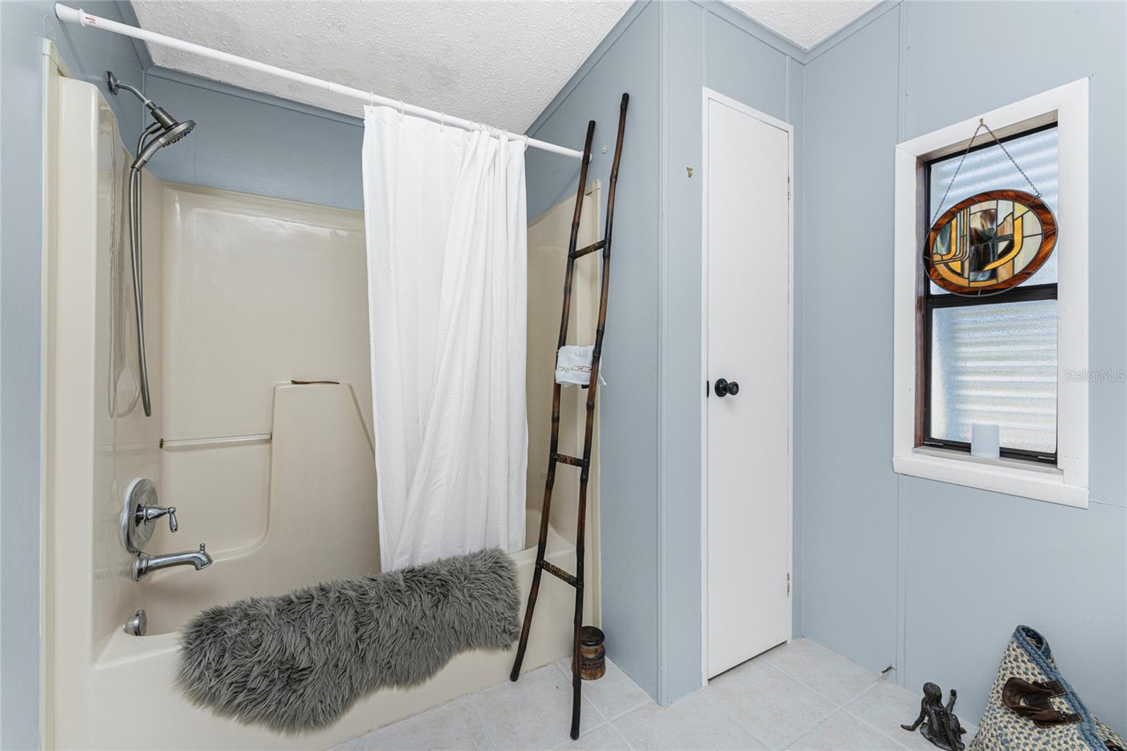 LEMON BAY ISLES PH 03 - Residential