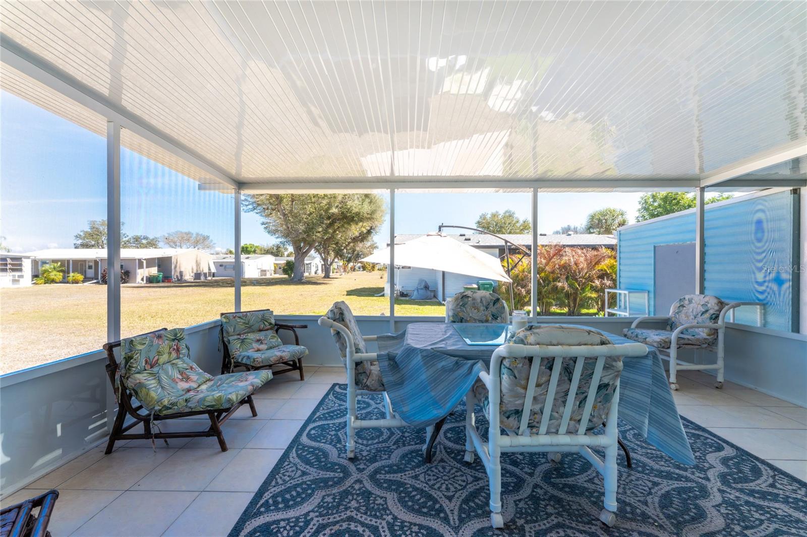 LEMON BAY ISLES PH 03 - Residential