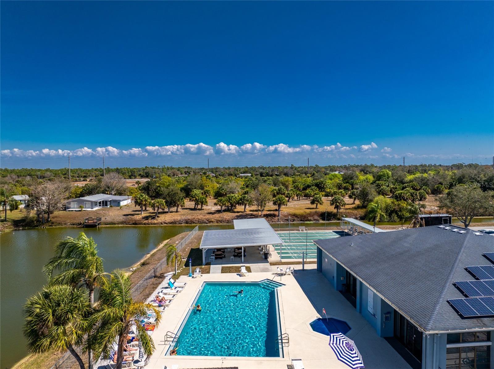 LEMON BAY ISLES PH 03 - Residential