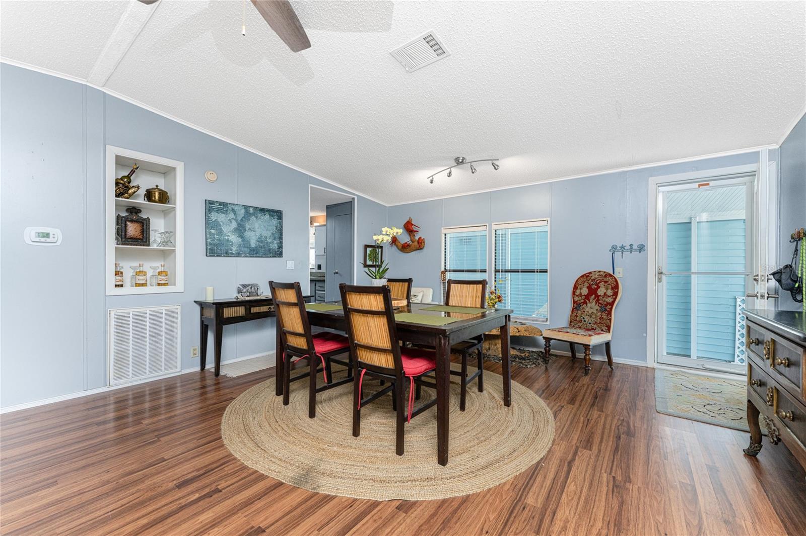 LEMON BAY ISLES PH 03 - Residential