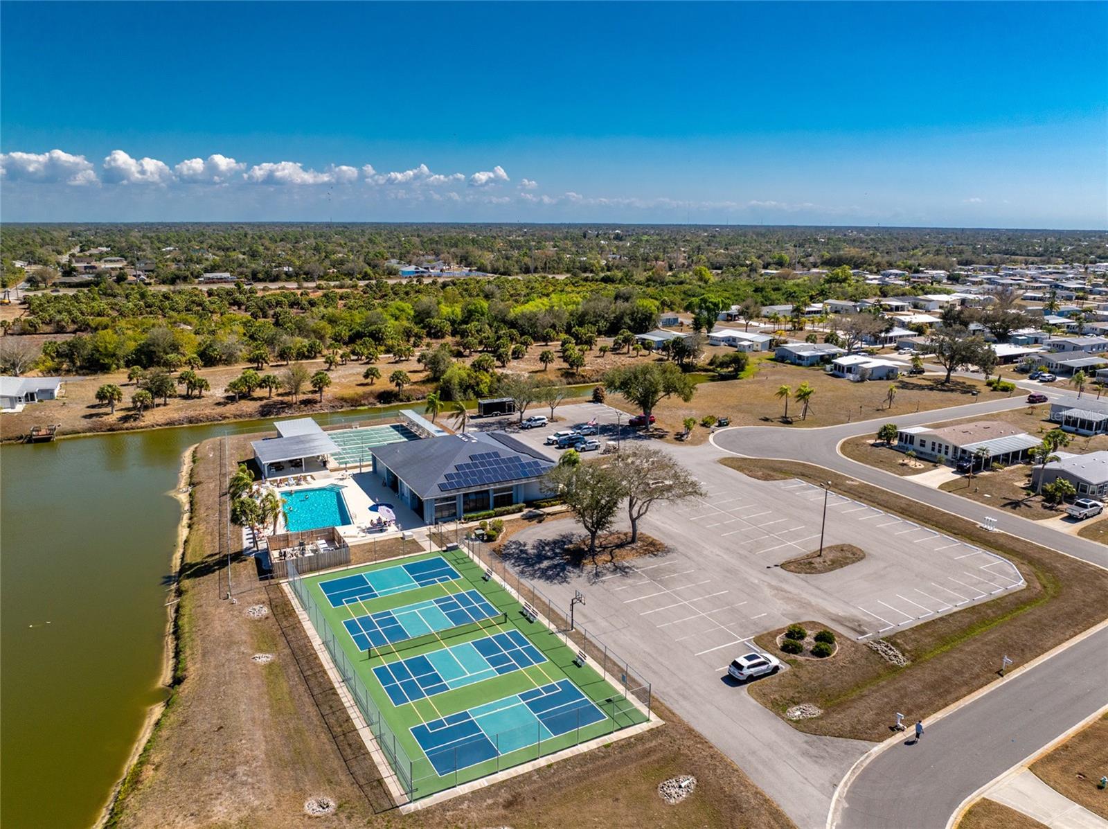 LEMON BAY ISLES PH 03 - Residential