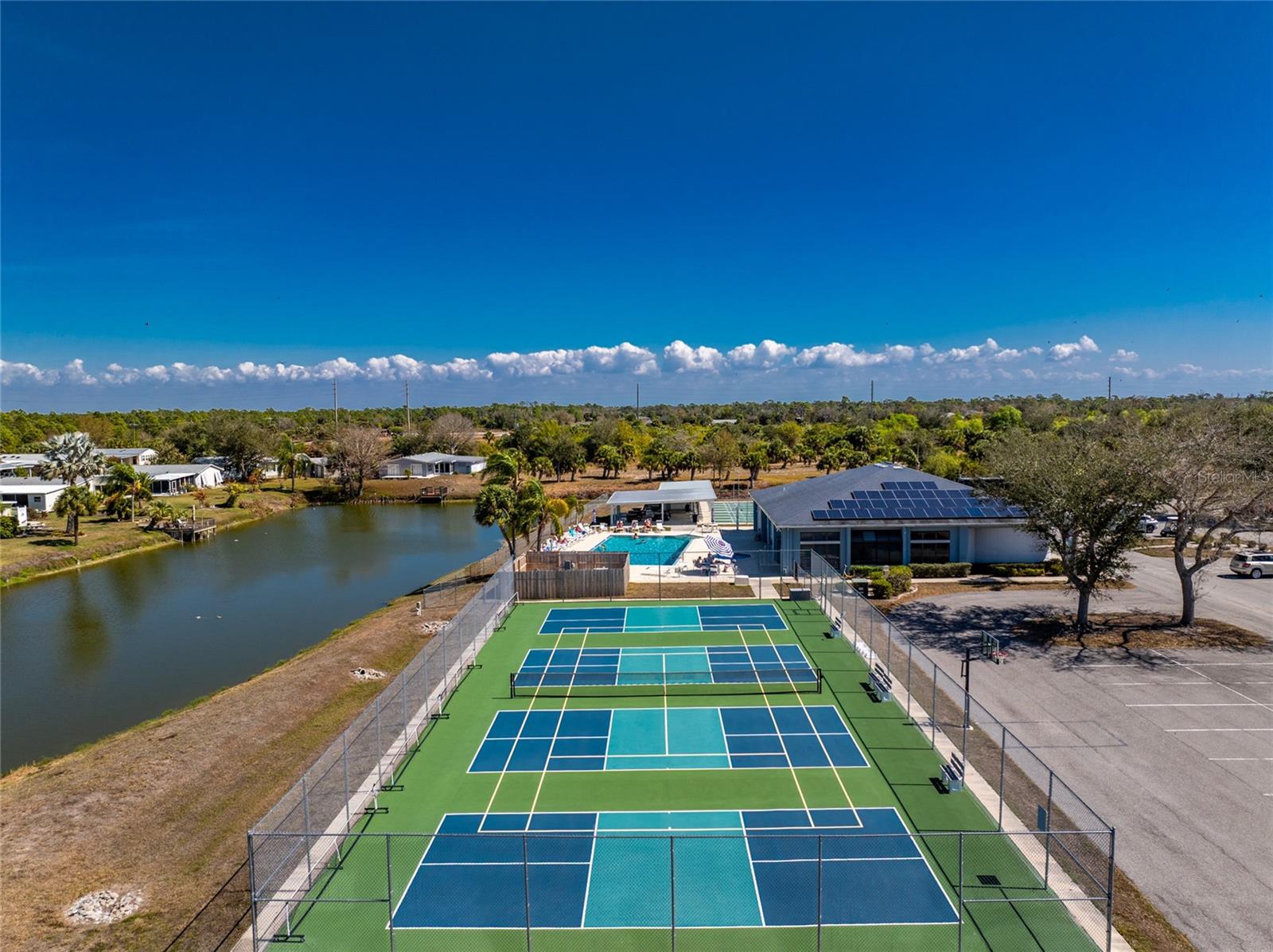 LEMON BAY ISLES PH 03 - Residential