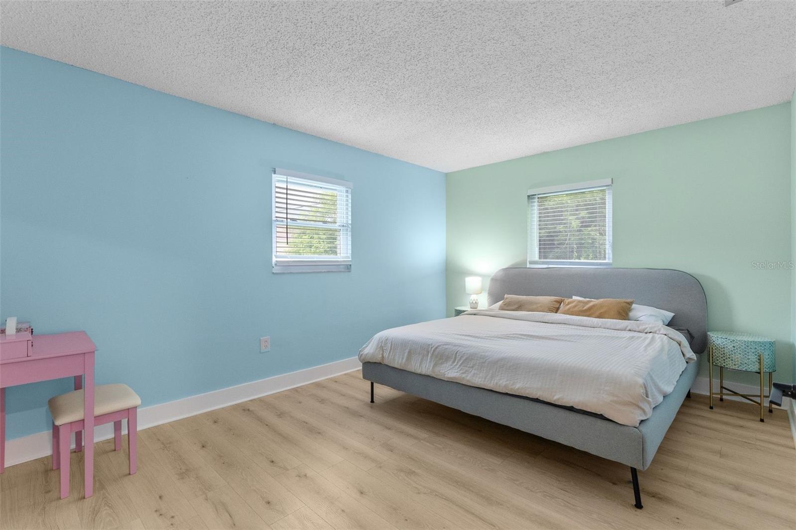 SOUTH VENICE - Residential