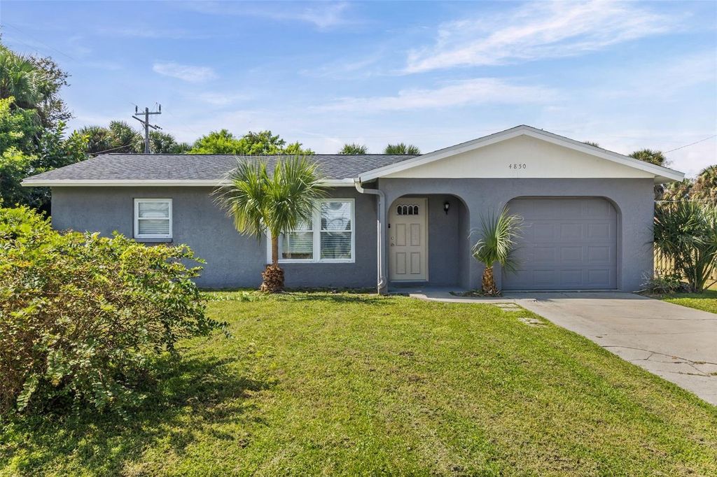 Photo of 4850 Neptune Road, Venice, FL 34293 (MLS # A4665364)