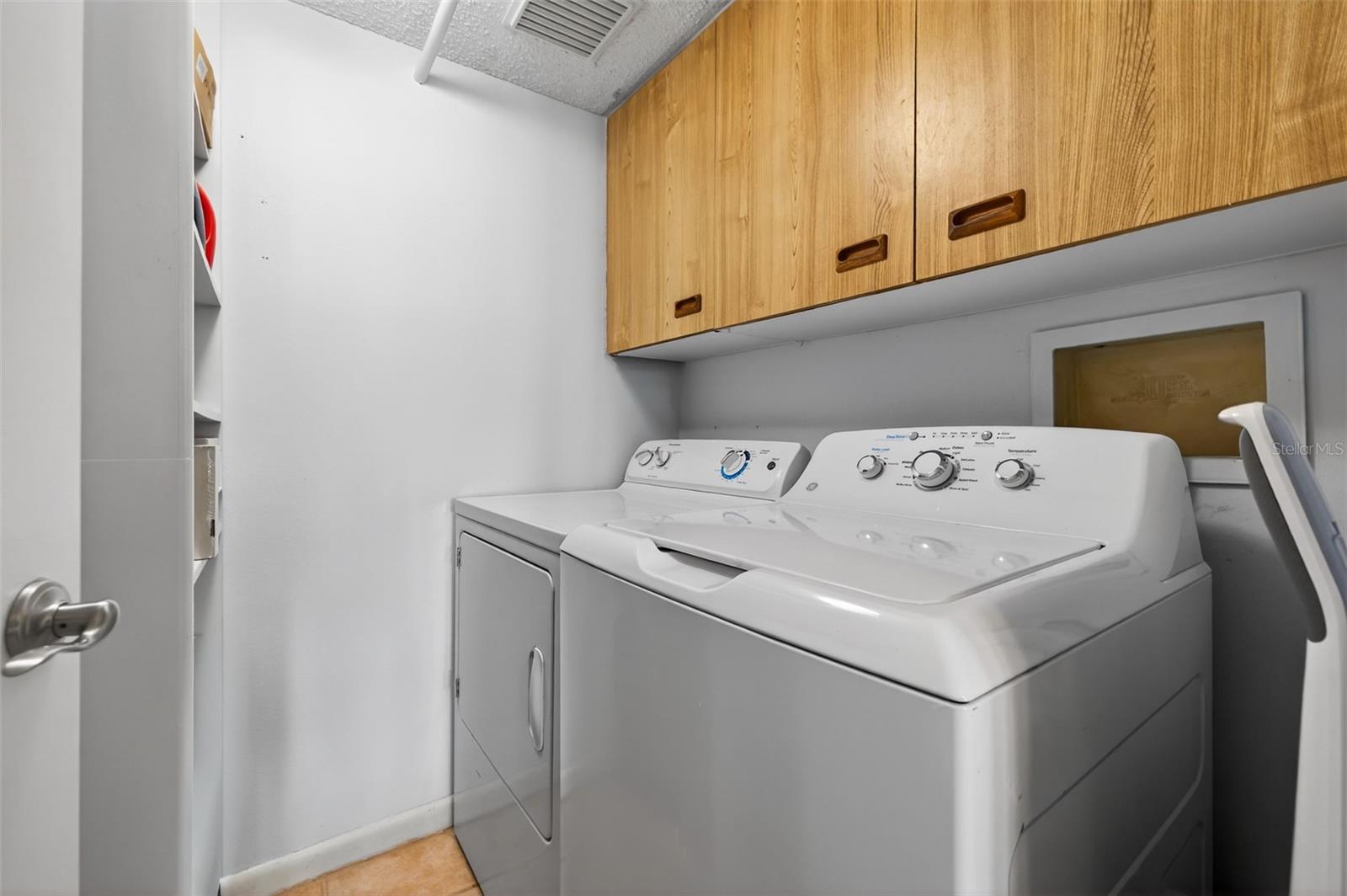 ISLA KEY CONDO - Residential